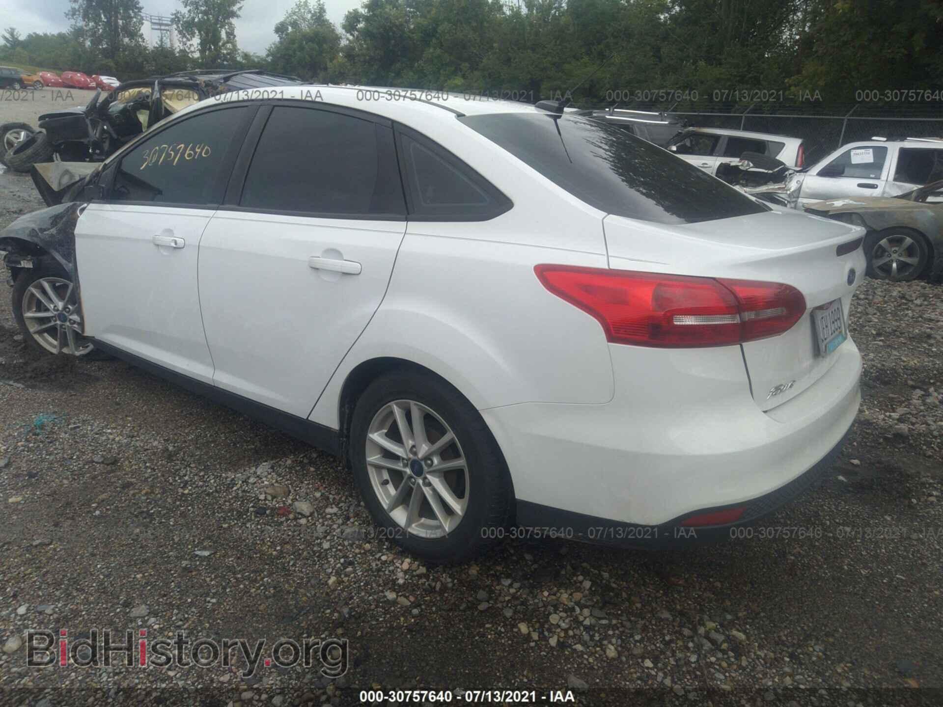 2017 FORD FOCUS - VIN: 1FADP3F29HL218767 - Фото 3