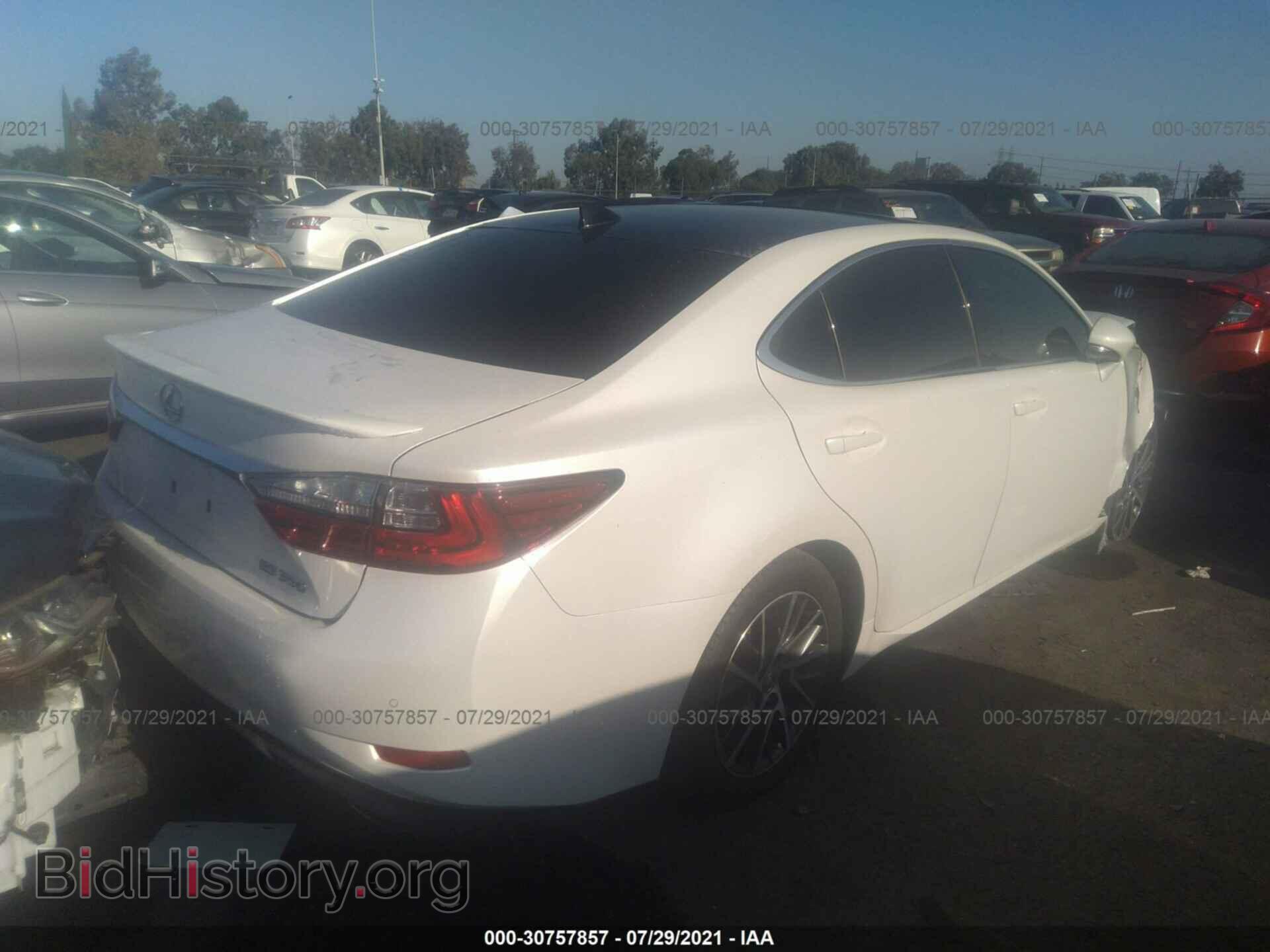 2017 LEXUS ES - VIN: 58ABK1GG8HU043036 - Фото 4