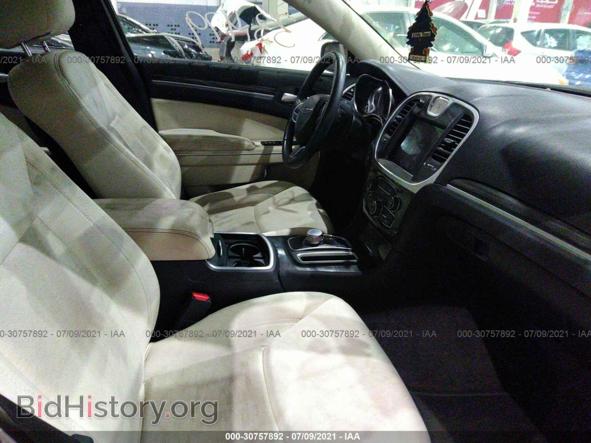2018 CHRYSLER 300 - VIN: 0000CAAG5JH320809 - Фото 5