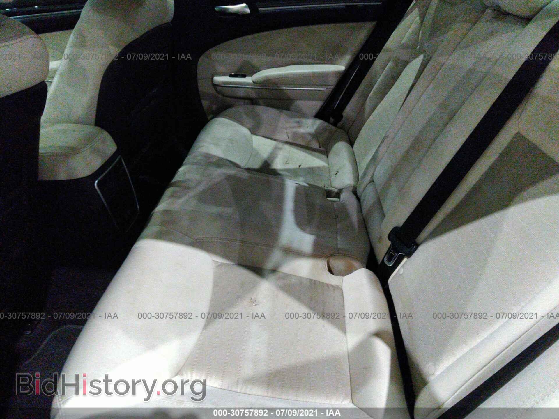 2018 CHRYSLER 300 - VIN: 0000CAAG5JH320809 - Фото 8