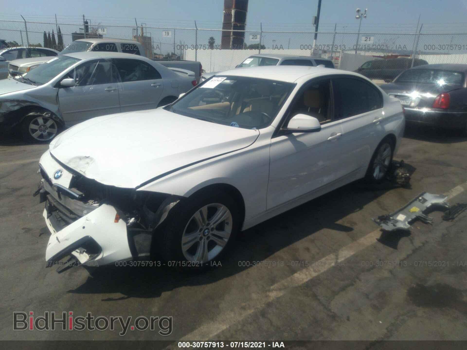 2016 BMW 3 SERIES - VIN: WBA8E9G53GNU28987 - Фото 2