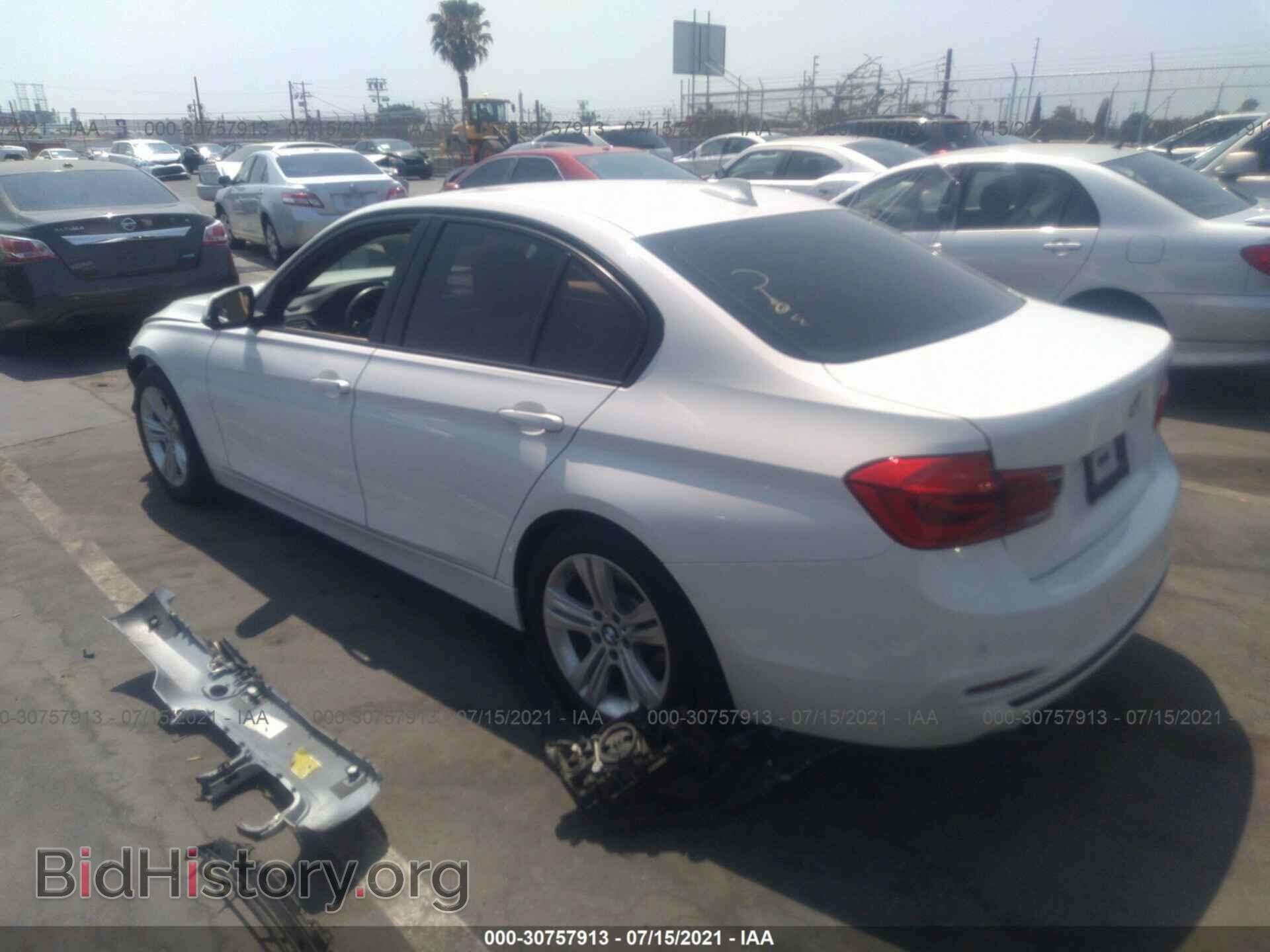 2016 BMW 3 SERIES - VIN: WBA8E9G53GNU28987 - Фото 3