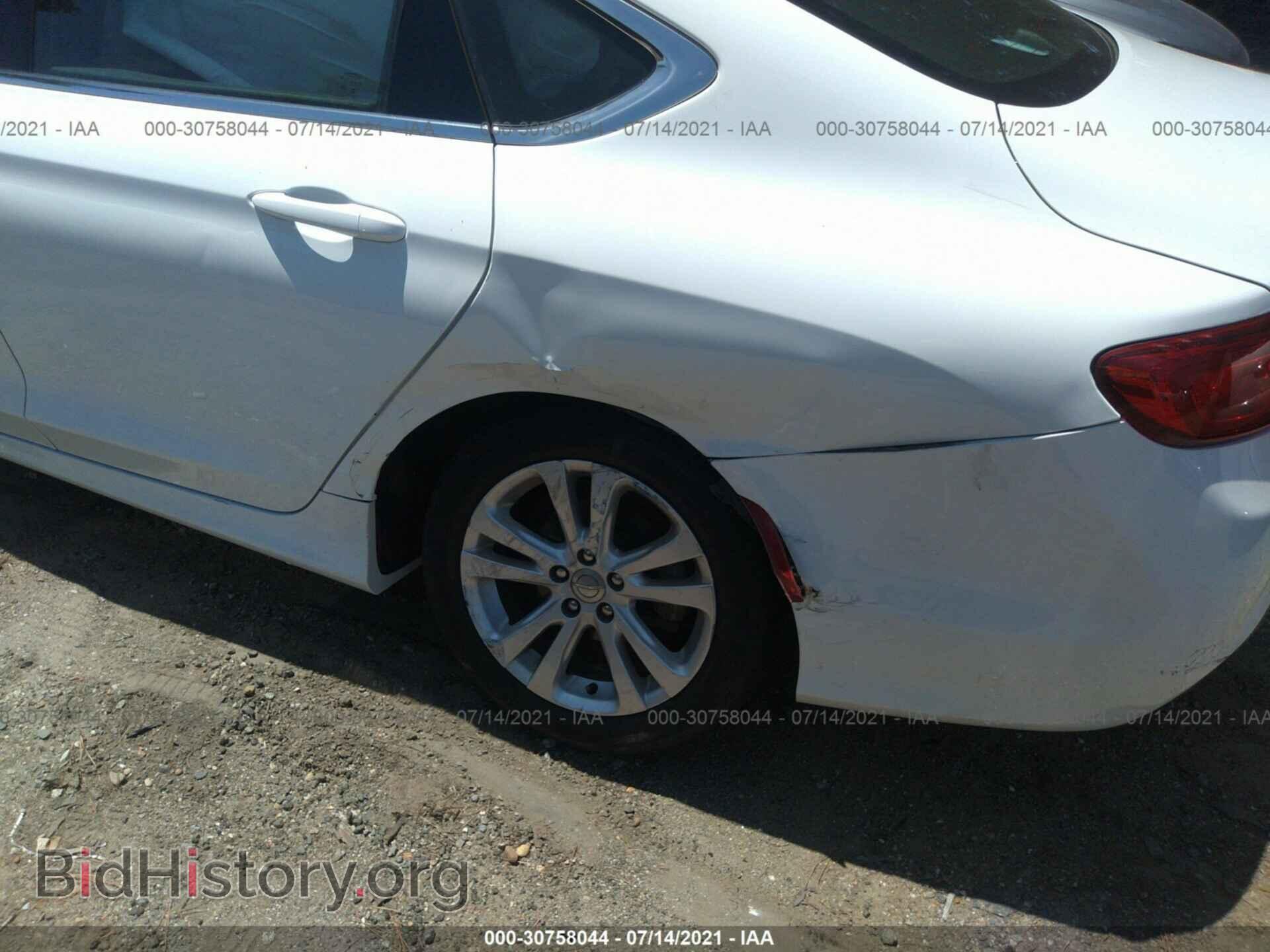 2015 CHRYSLER 200 - VIN: 1C3CCCAB9FN661144 - Фото 6