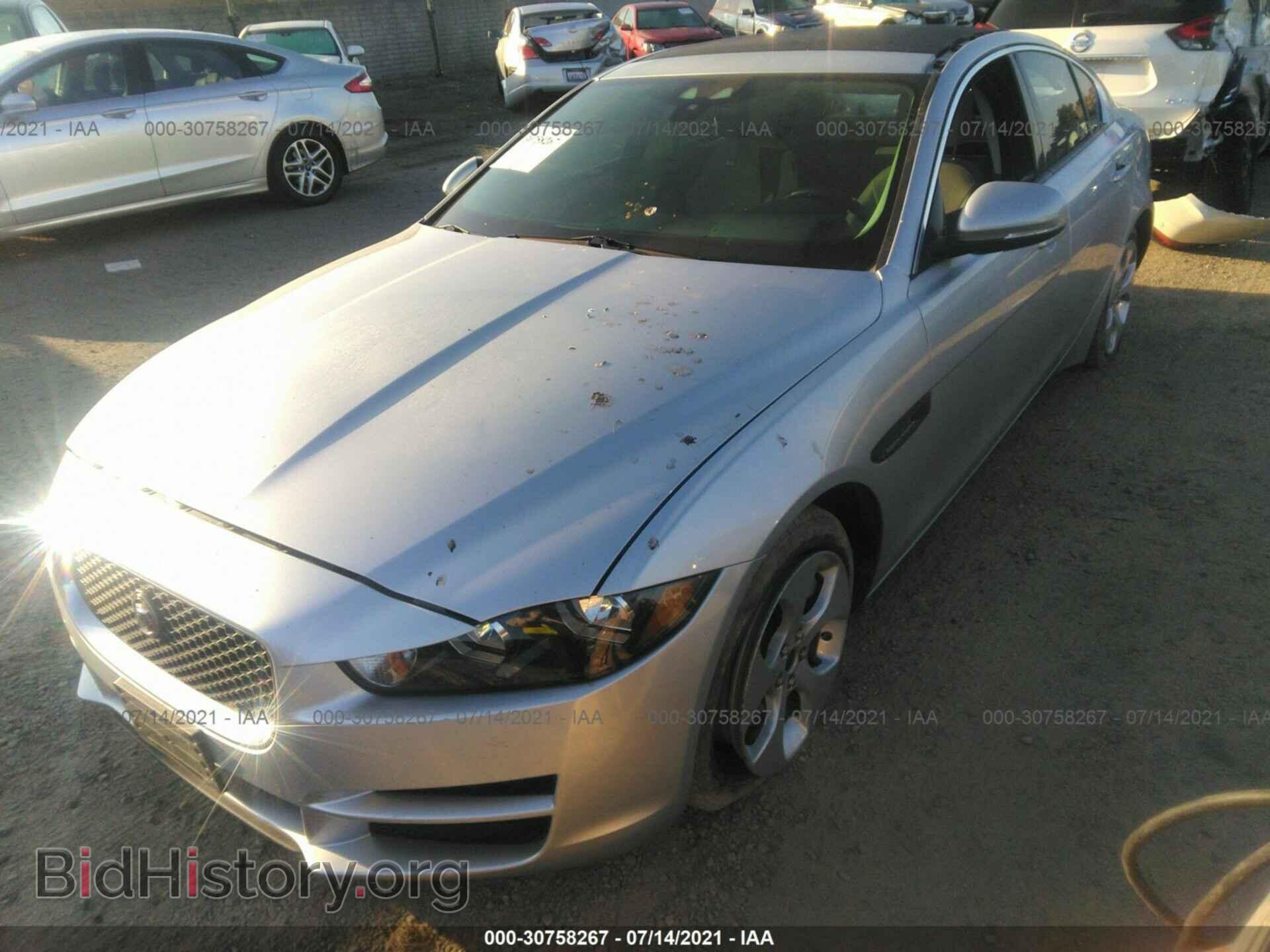 2017 JAGUAR XE - VIN: SAJAR4BG9HA976510 - Фото 2