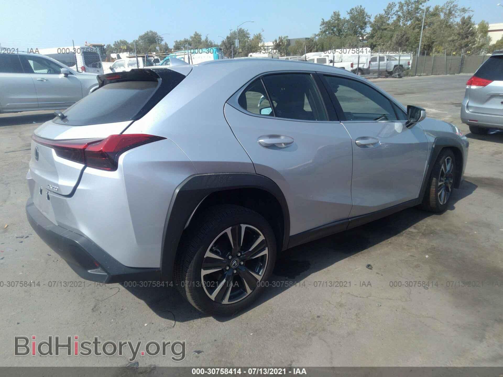 2019 LEXUS UX - VIN: JTHY3JBH5K2017269 - Photo 4