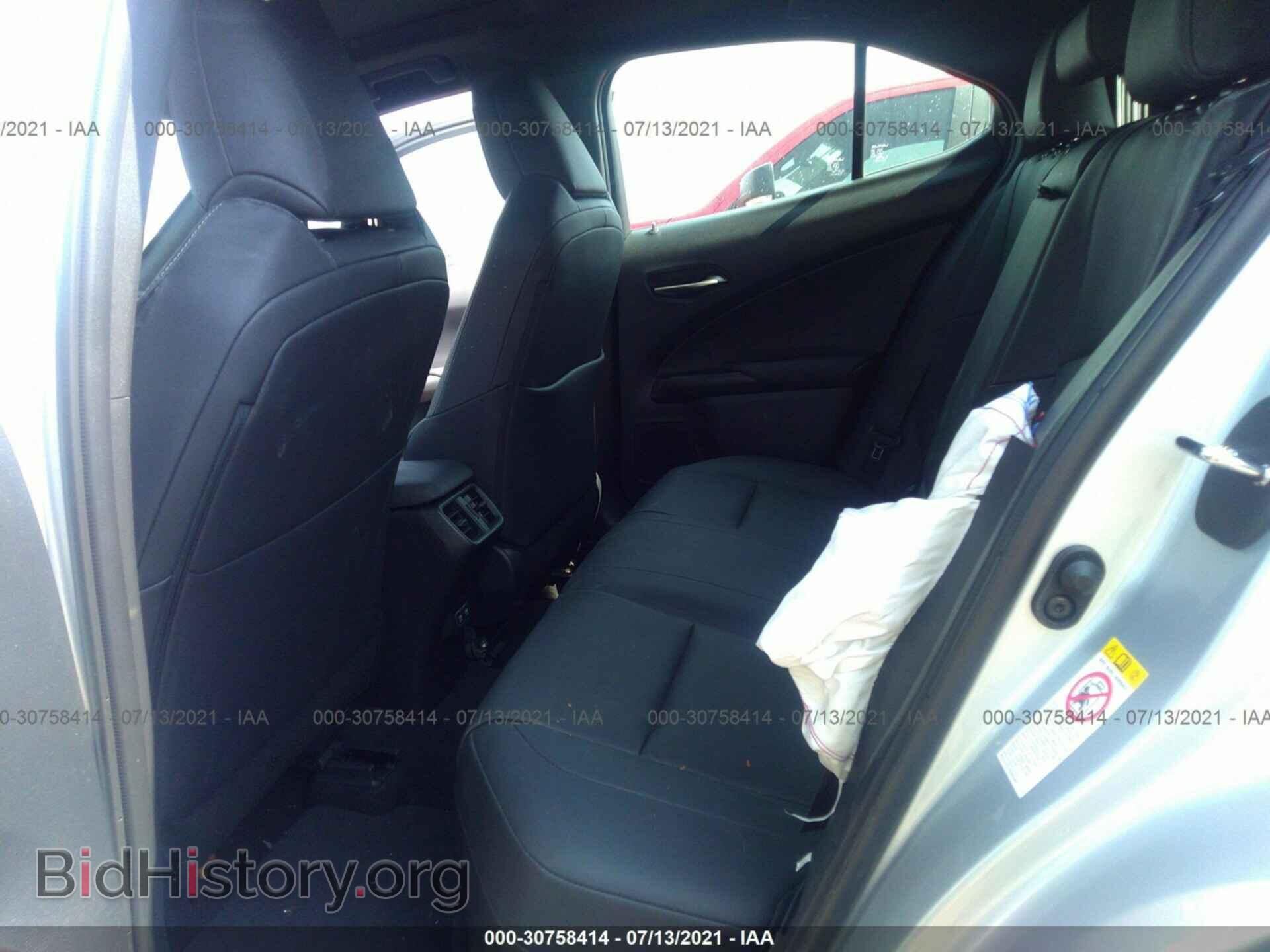 2019 LEXUS UX - VIN: JTHY3JBH5K2017269 - Photo 8