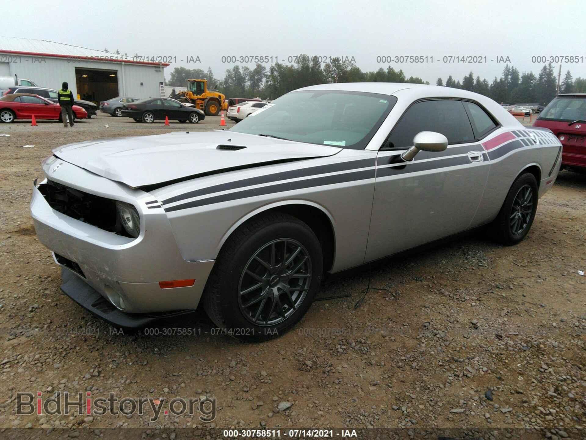 2009 DODGE CHALLENGER - VIN: 2B3LJ44VX9H562893 - Фото 2