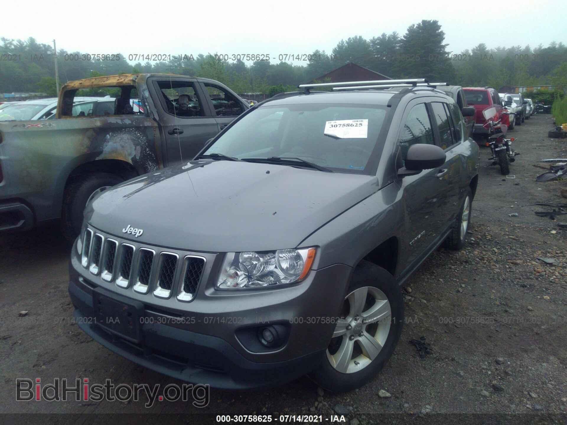 2011 JEEP COMPASS - VIN: 1J4NF1FB1BD277202 - Фото 2
