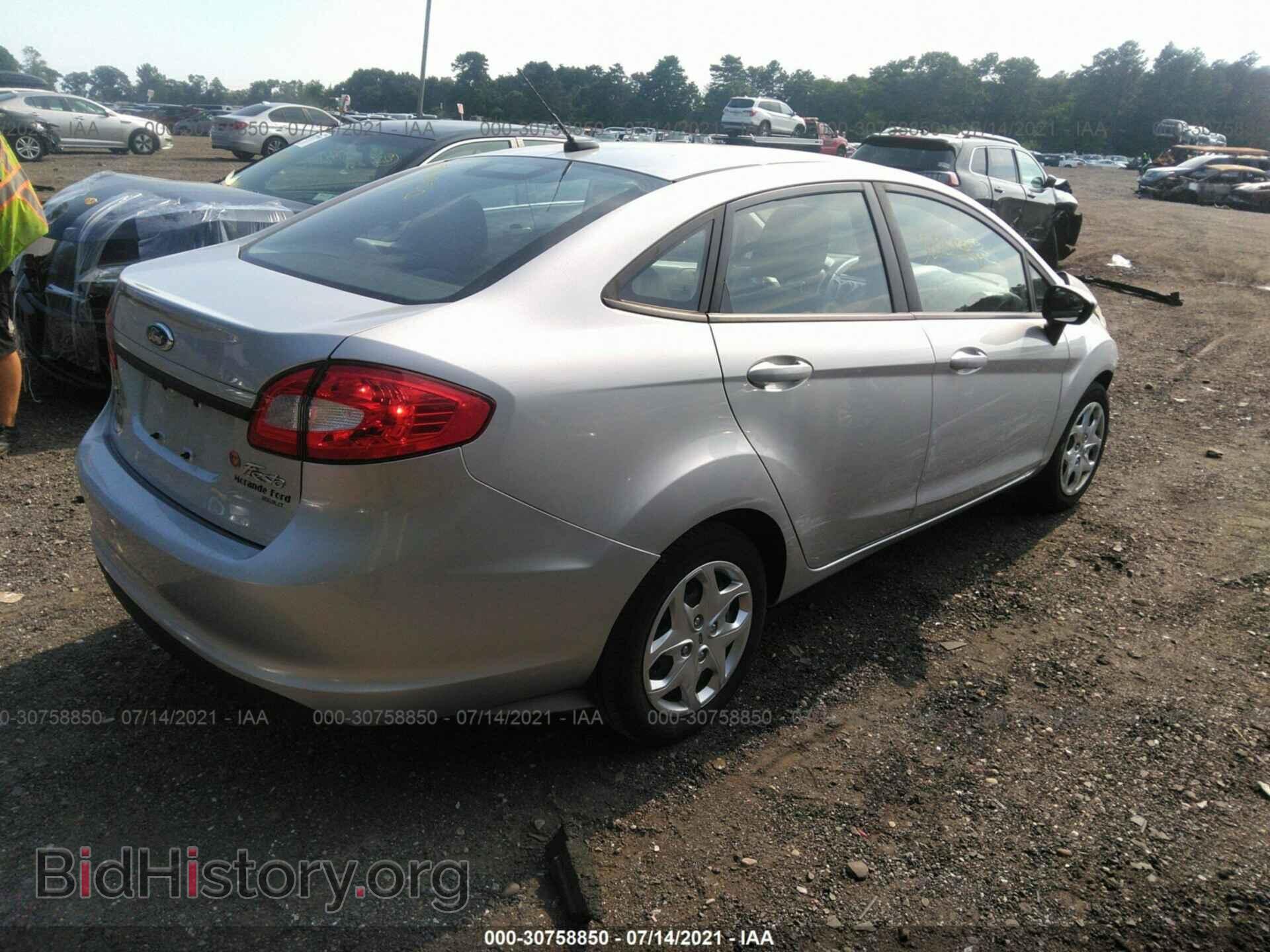 2012 FORD FIESTA - VIN: 3FADP4BJ2CM106287 - Фото 4