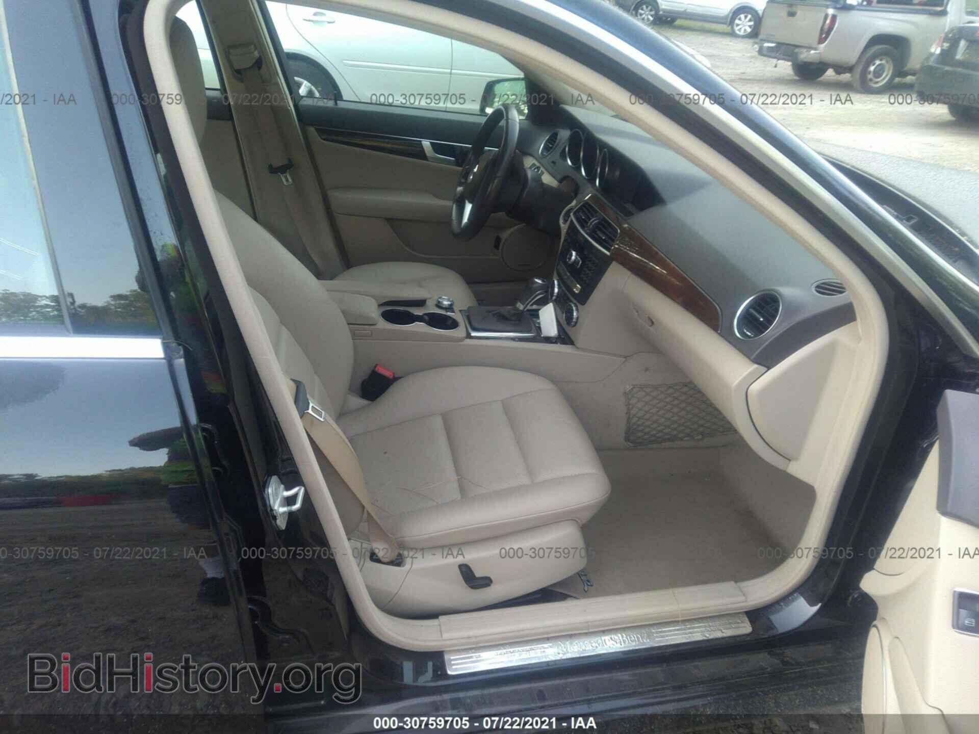 2014 MERCEDES-BENZ C-CLASS - VIN: WDDGF8ABXEA933763 - Фото 5