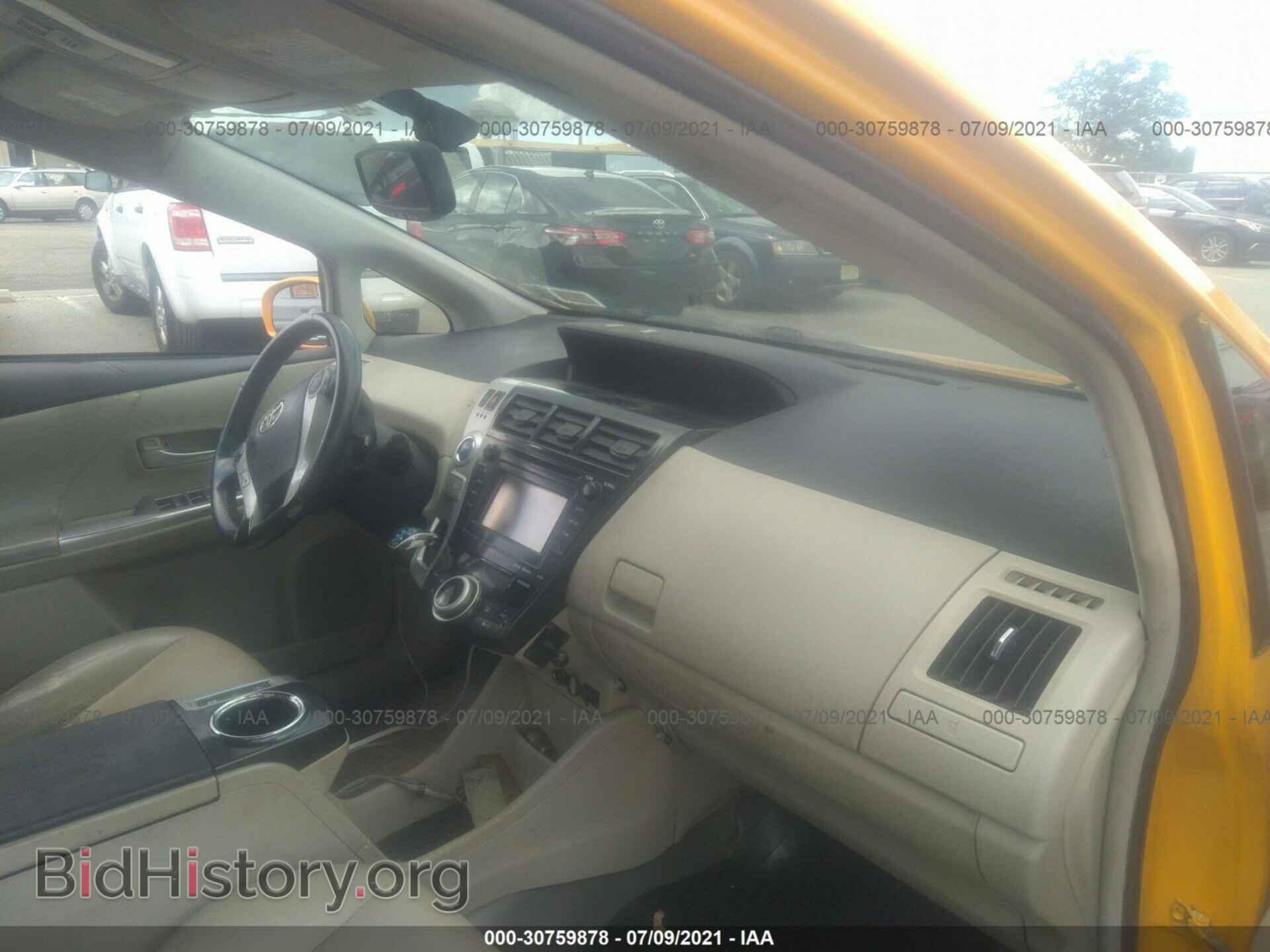 2013 TOYOTA PRIUS V - VIN: JTDZN3EU2D3205393 - Фото 5