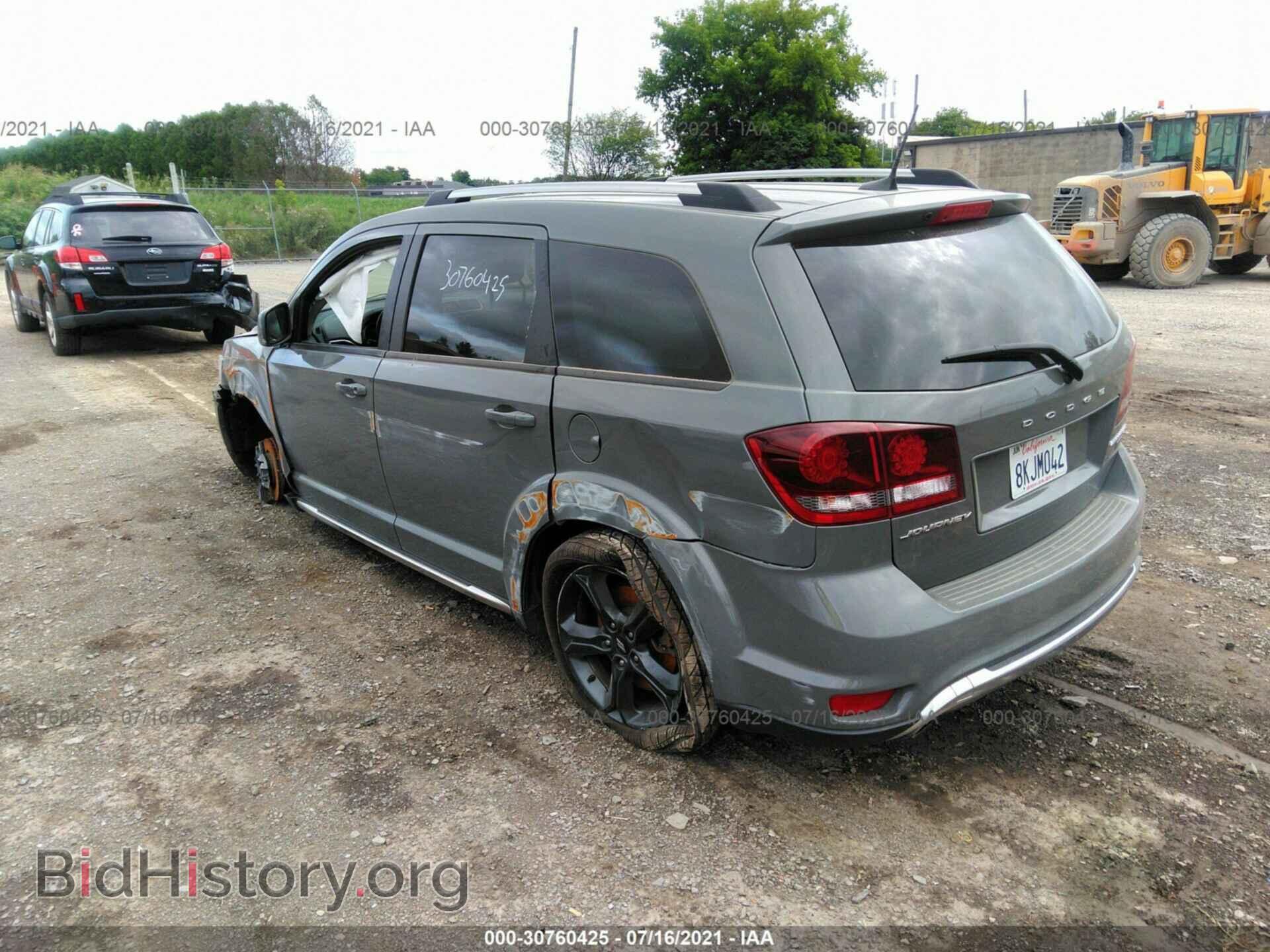 2019 DODGE JOURNEY - VIN: 3C4PDCGG4KT803830 - Фото 3