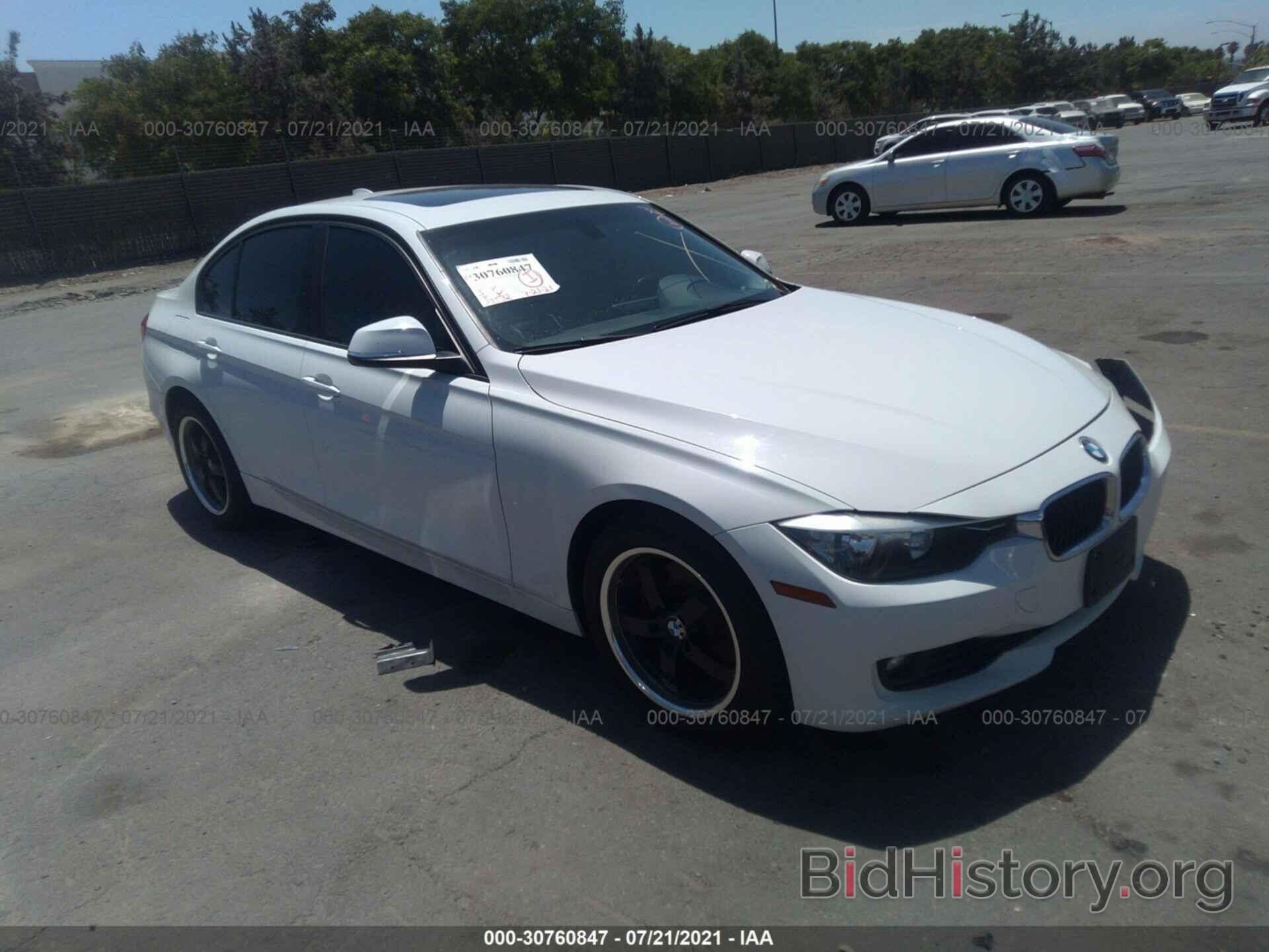 Photo WBA3C1C50EK112680 - BMW 3 SERIES 2014