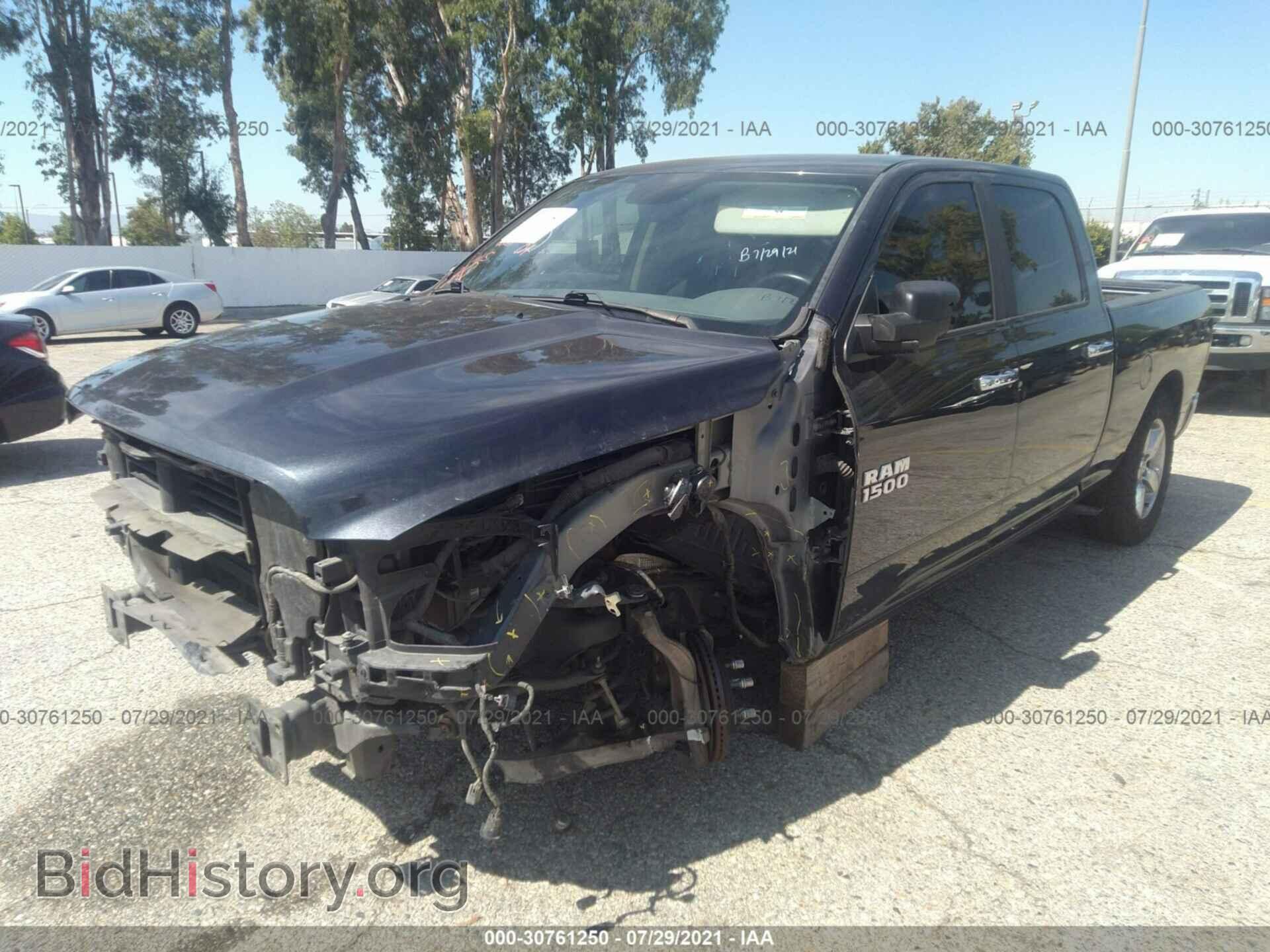 2017 RAM 1500 - VIN: 1C6RR6TT2HS645696 - Photo 2