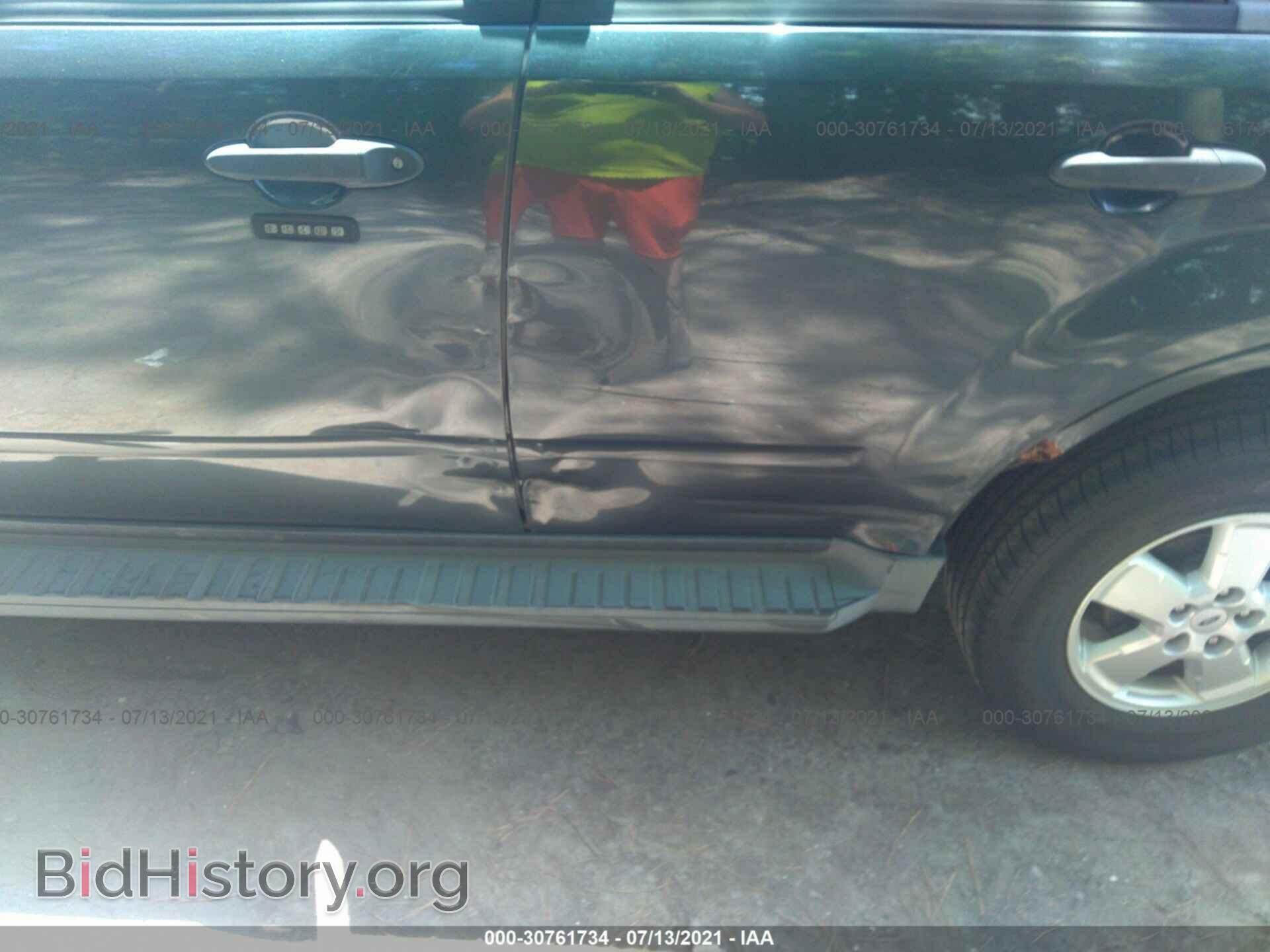 2008 FORD ESCAPE - VIN: 1FMCU93178KD07381 - Фото 6