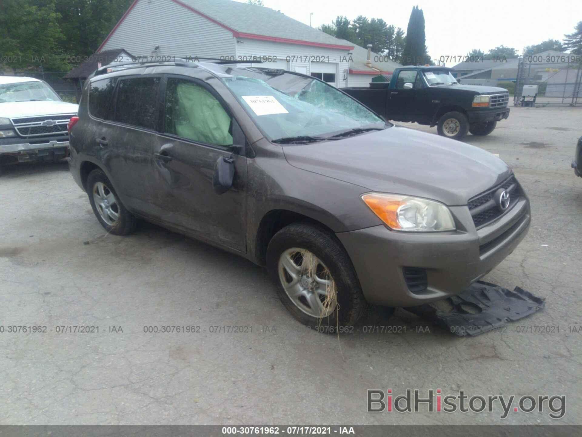 Фотография JTMBF4DV0CD043769 - TOYOTA RAV4 2012