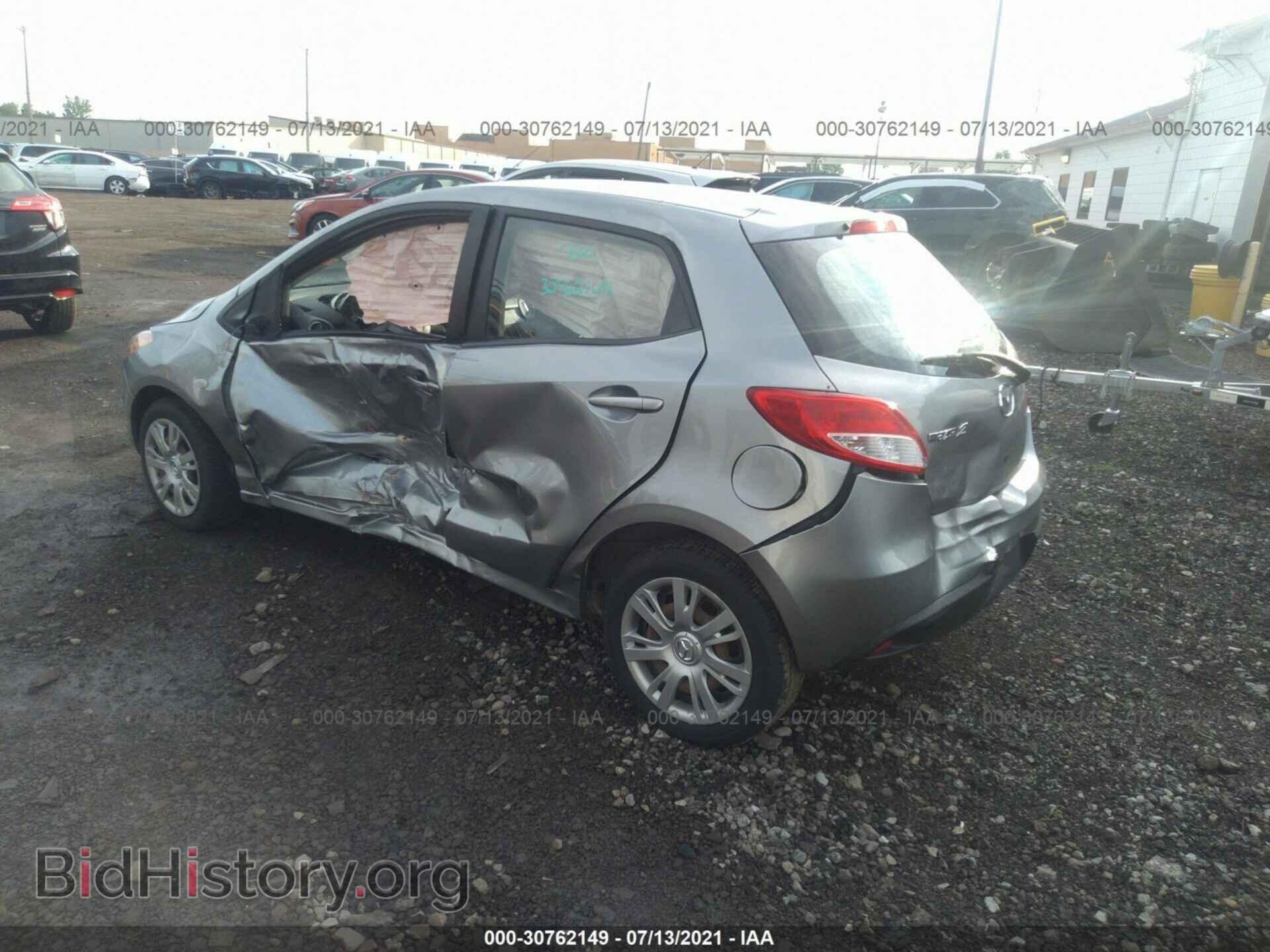 2014 MAZDA MAZDA2 - VIN: JM1DE1KY9E0182235 - Фото 3