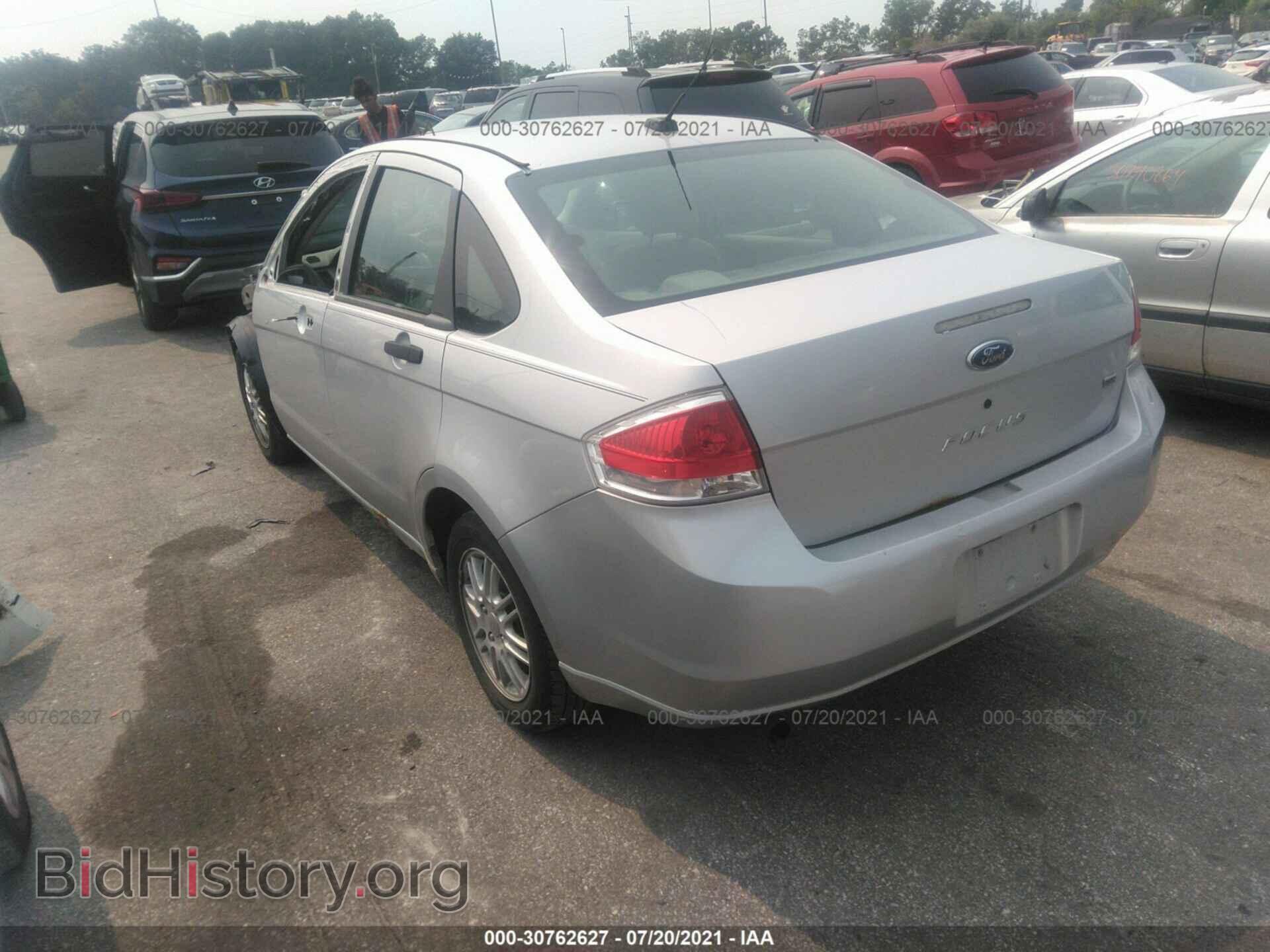 2008 FORD FOCUS - VIN: 1FAHP35N08W217924 - Фото 3