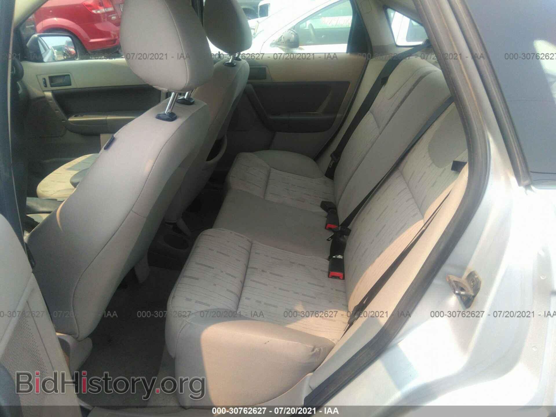 2008 FORD FOCUS - VIN: 1FAHP35N08W217924 - Фото 8