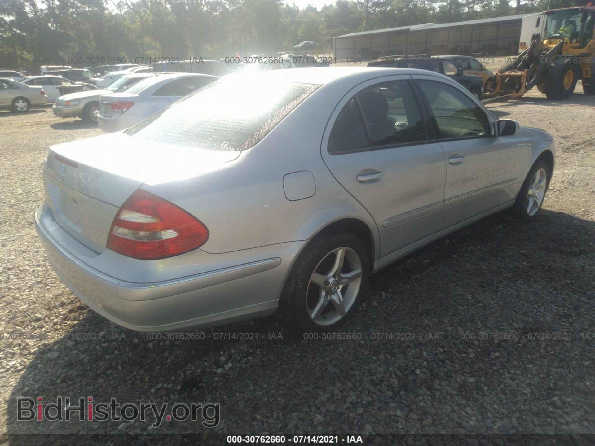 2006 MERCEDES-BENZ E-CLASS - VIN: WDBUF70J16A869452 - Фото 4