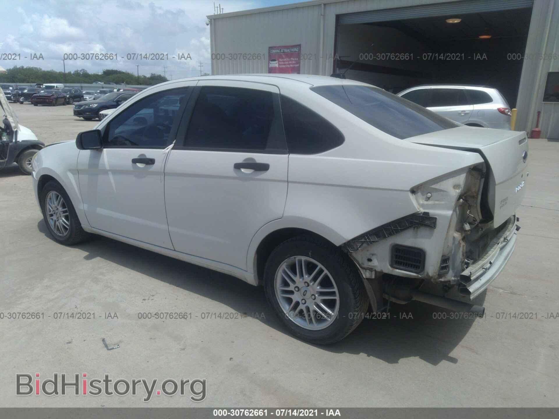 2009 FORD FOCUS - VIN: 1FAHP35N79W127316 - Фото 3