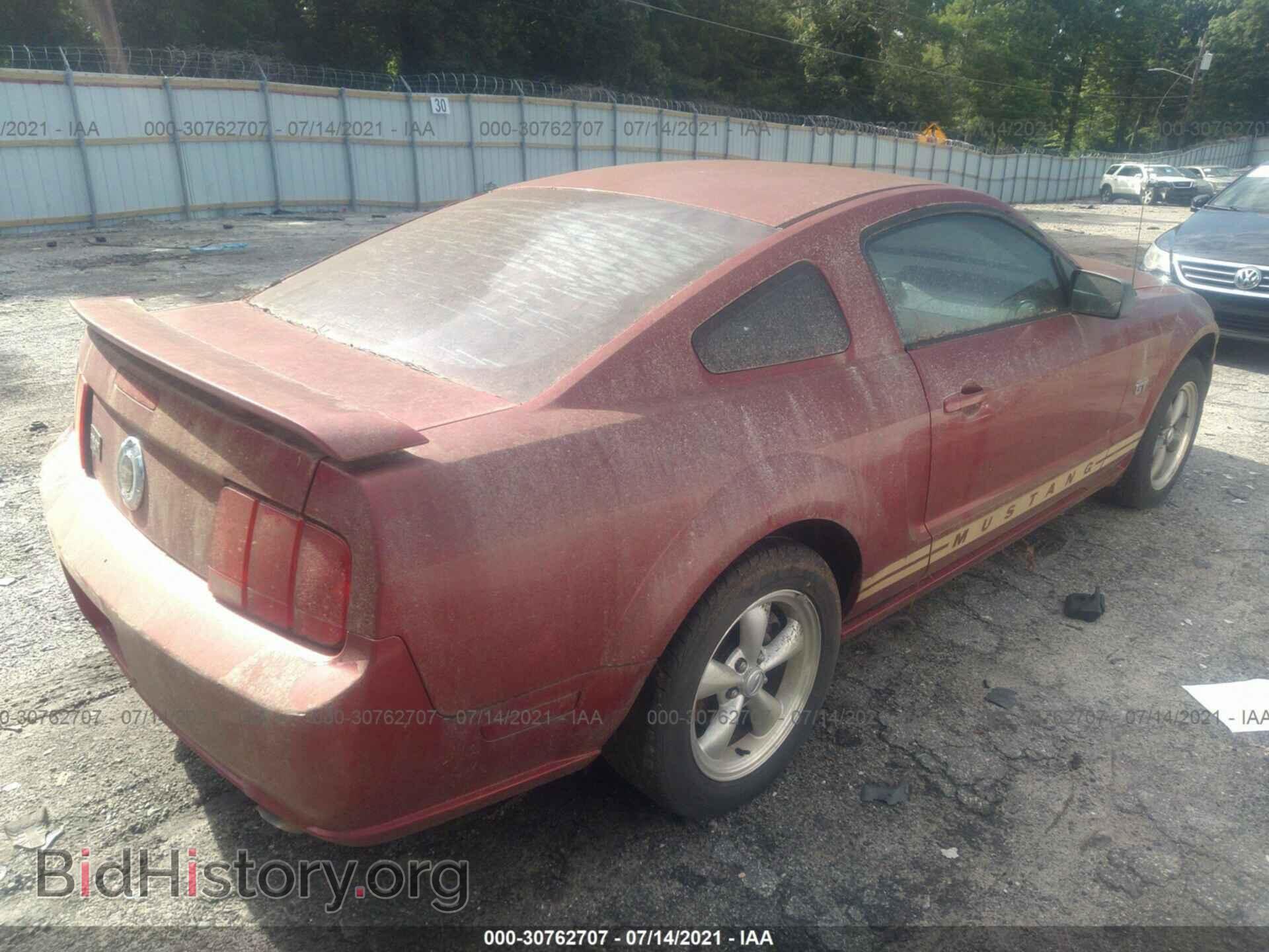 2006 FORD MUSTANG - VIN: 1ZVFT82H565190583 - Фото 4