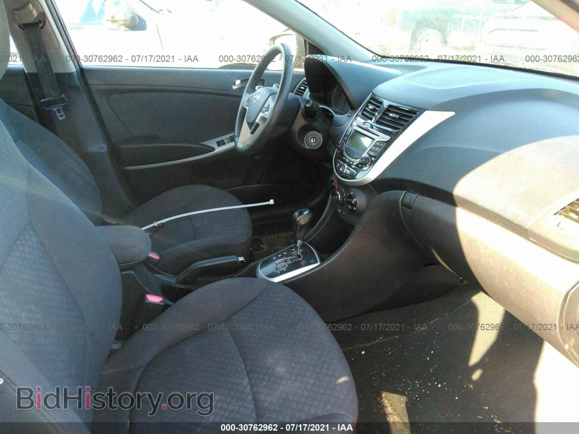 2013 HYUNDAI ACCENT - VIN: KMHCU5AE2DU070585 - Фото 5