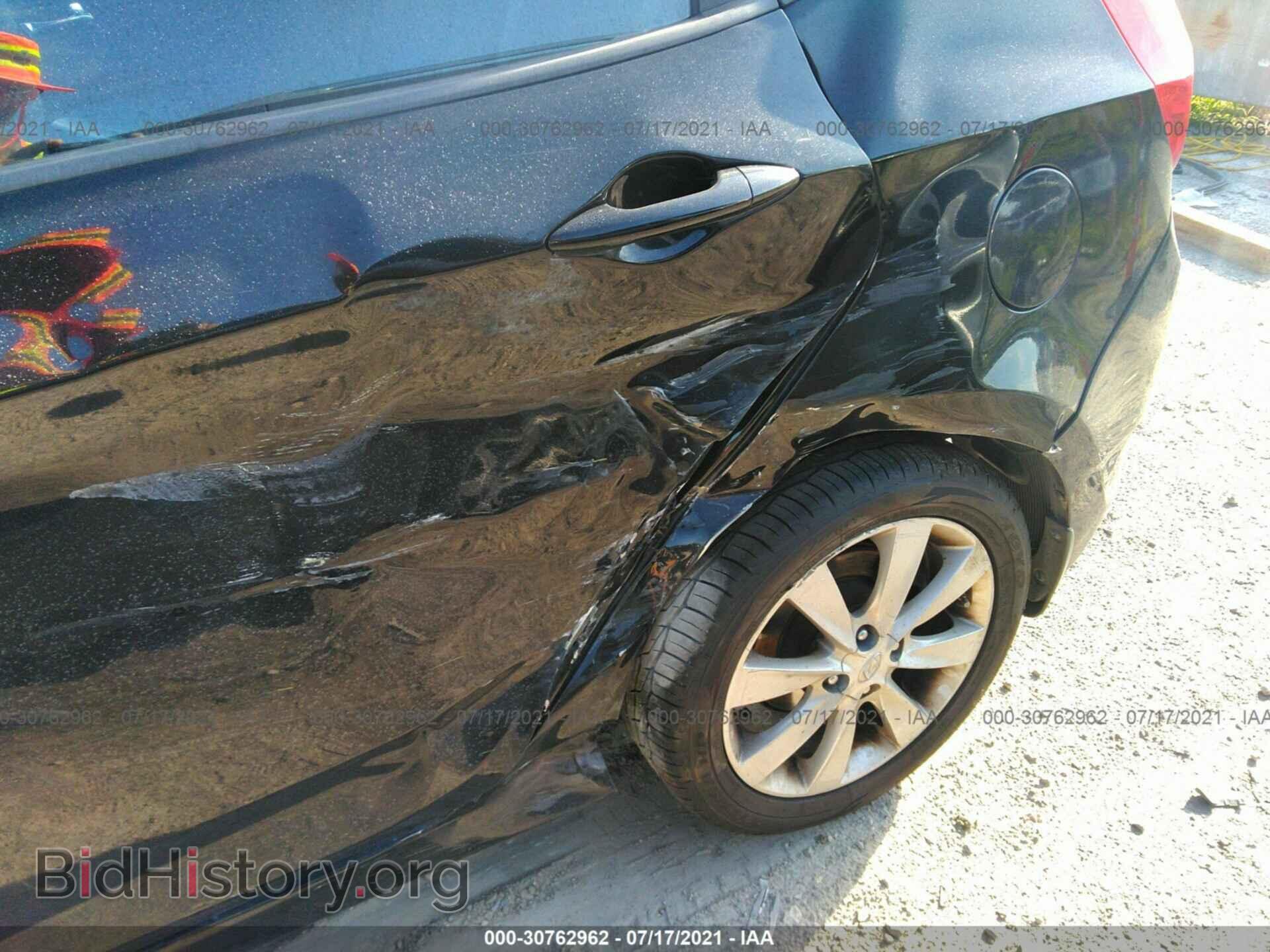 2013 HYUNDAI ACCENT - VIN: KMHCU5AE2DU070585 - Фото 6