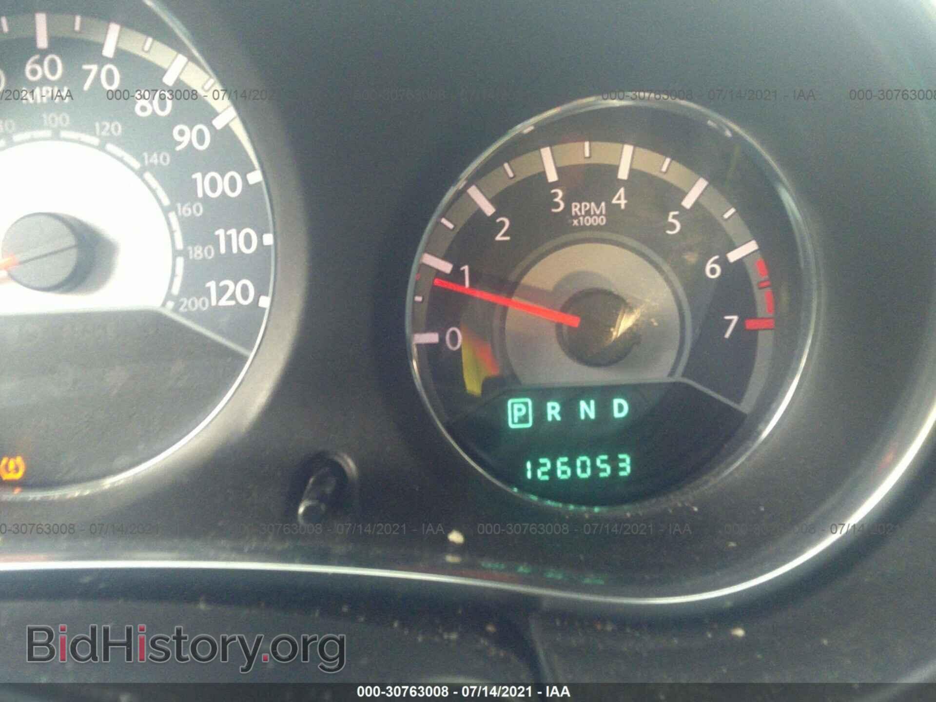 2012 CHRYSLER 200 - VIN: 1C3CCBCG3CN298449 - Фото 7