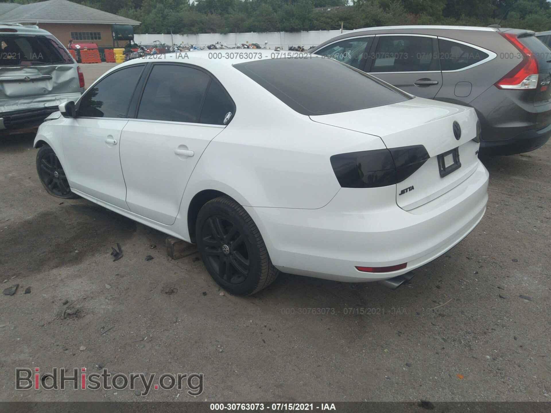 2017 VOLKSWAGEN JETTA - VIN: 3VW2B7AJ6HM374668 - Фото 3