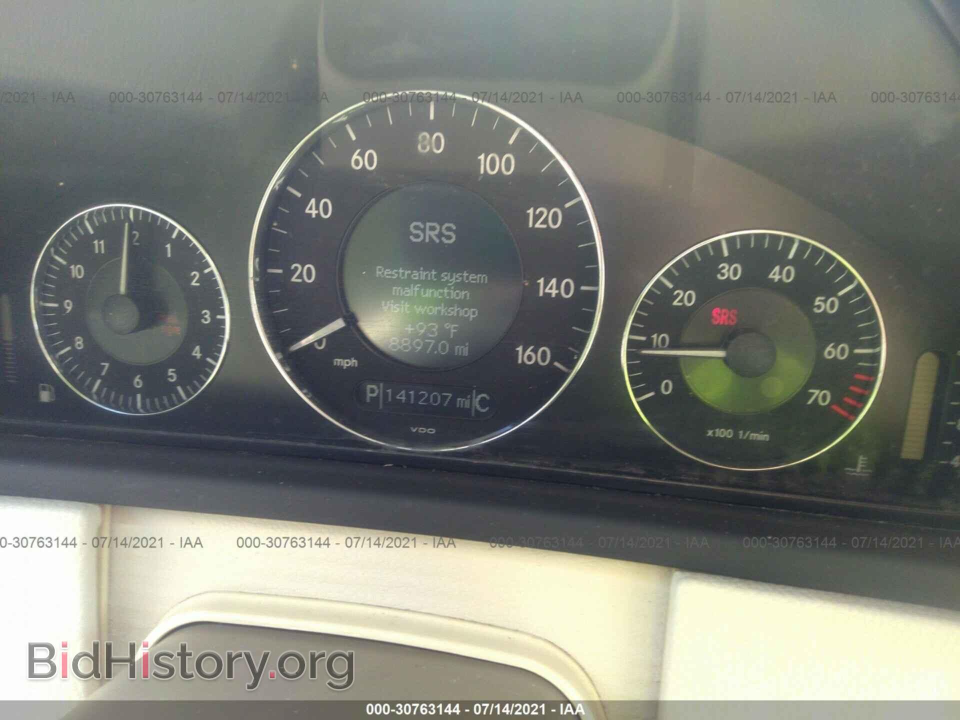 2007 MERCEDES-BENZ CLK-CLASS - VIN: WDBTK56F27F220228 - Фото 7