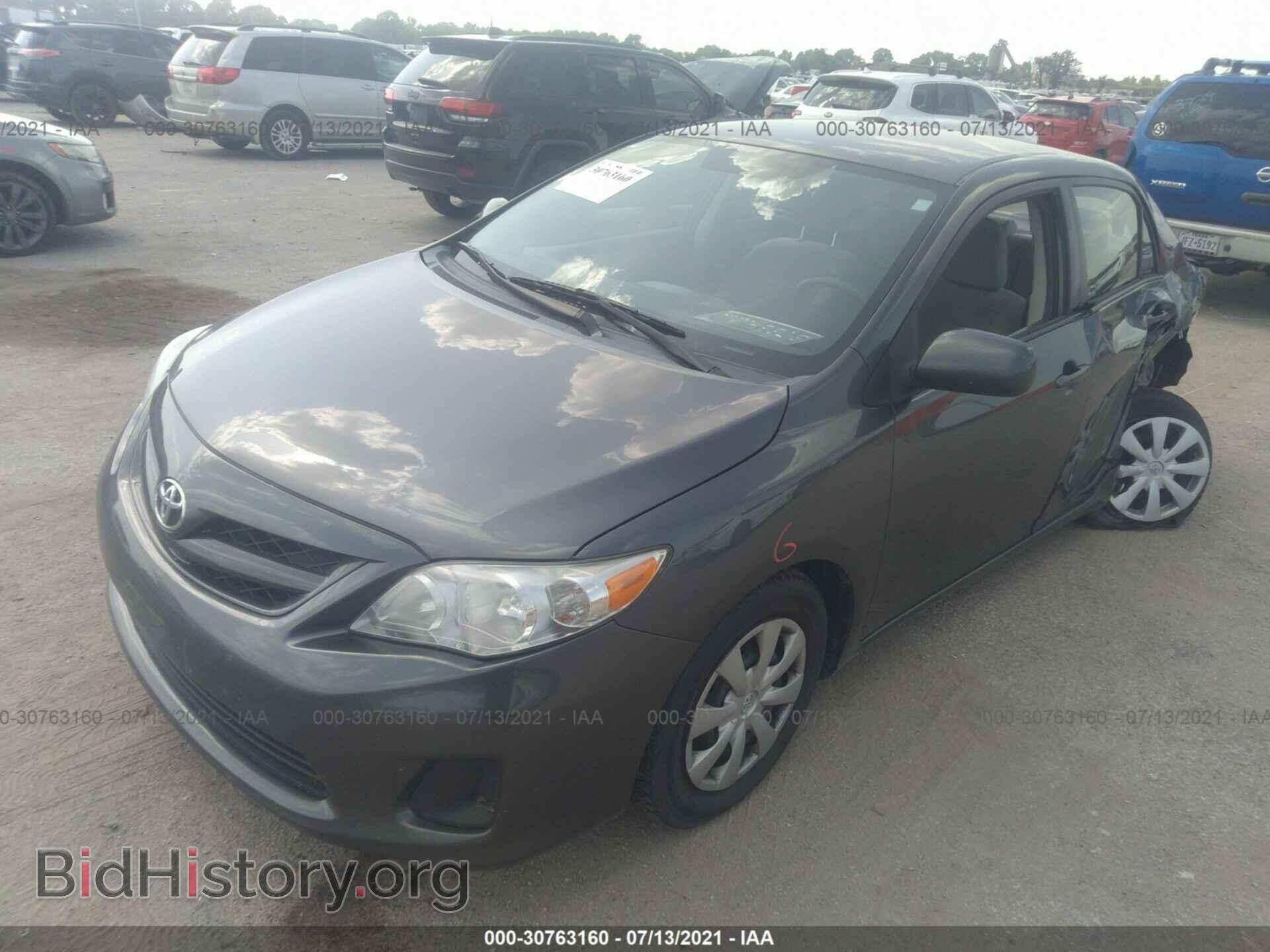 2011 TOYOTA COROLLA - VIN: 2T1BU4EE2BC754597 - Фото 2