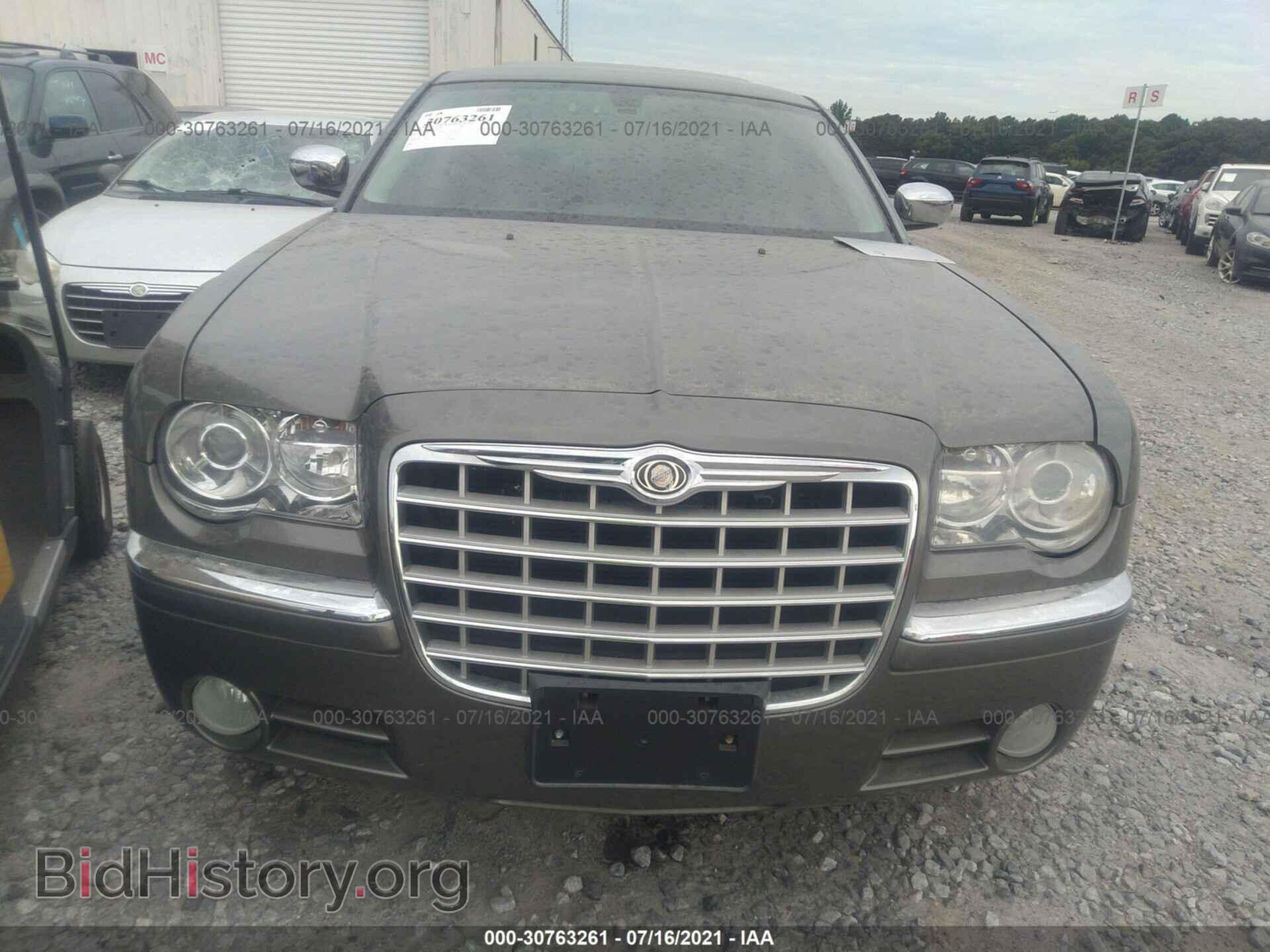 2008 CHRYSLER 300 - VIN: 2C3KK63H68H131503 - Фото 6
