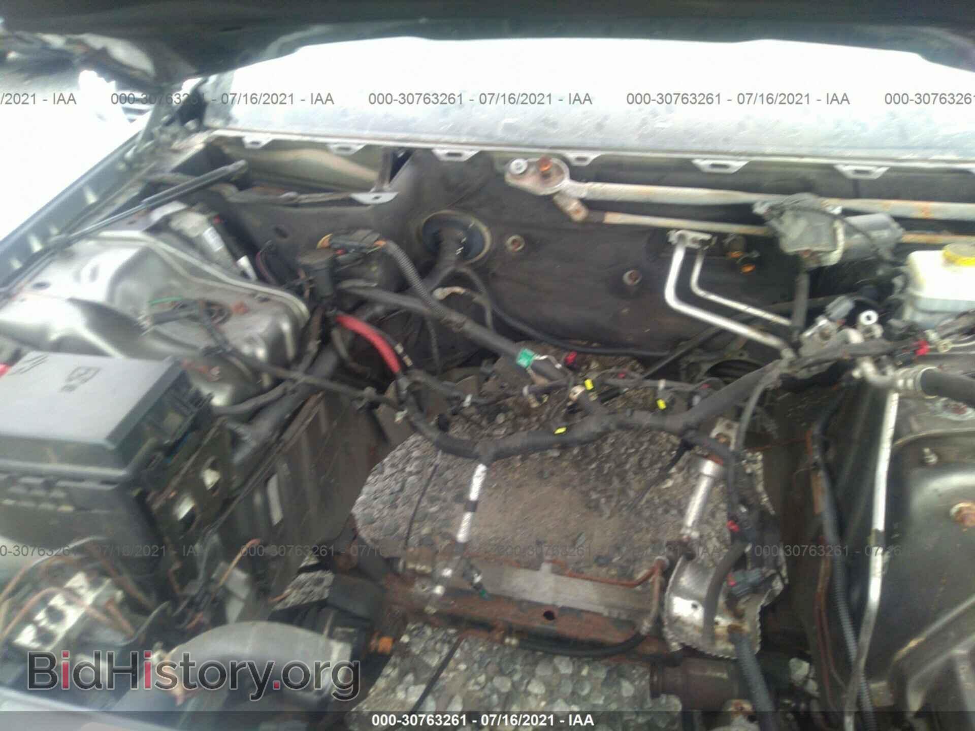 2008 CHRYSLER 300 - VIN: 2C3KK63H68H131503 - Фото 10
