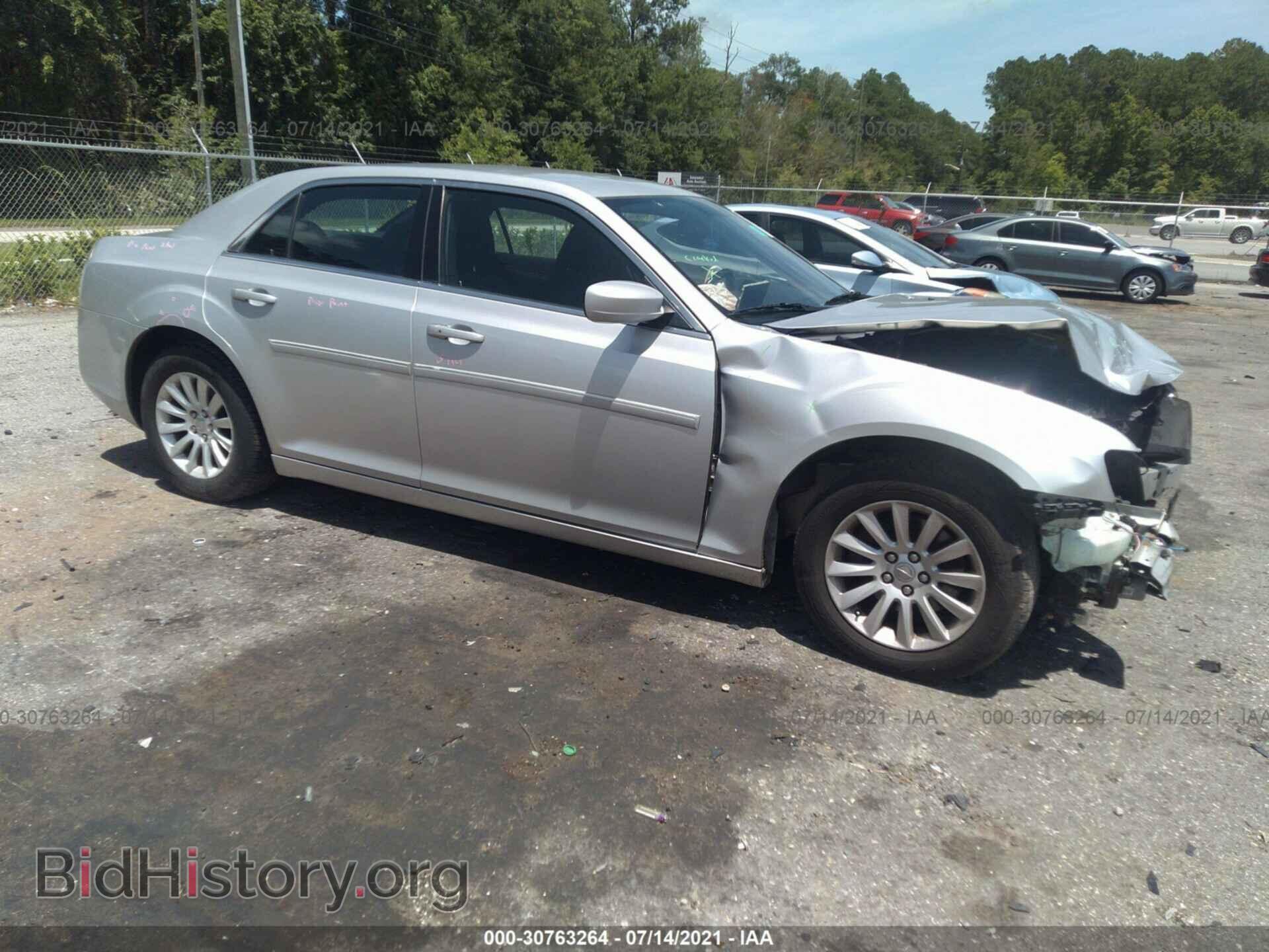 Photo 2C3CCAAG8CH114418 - CHRYSLER 300 2012