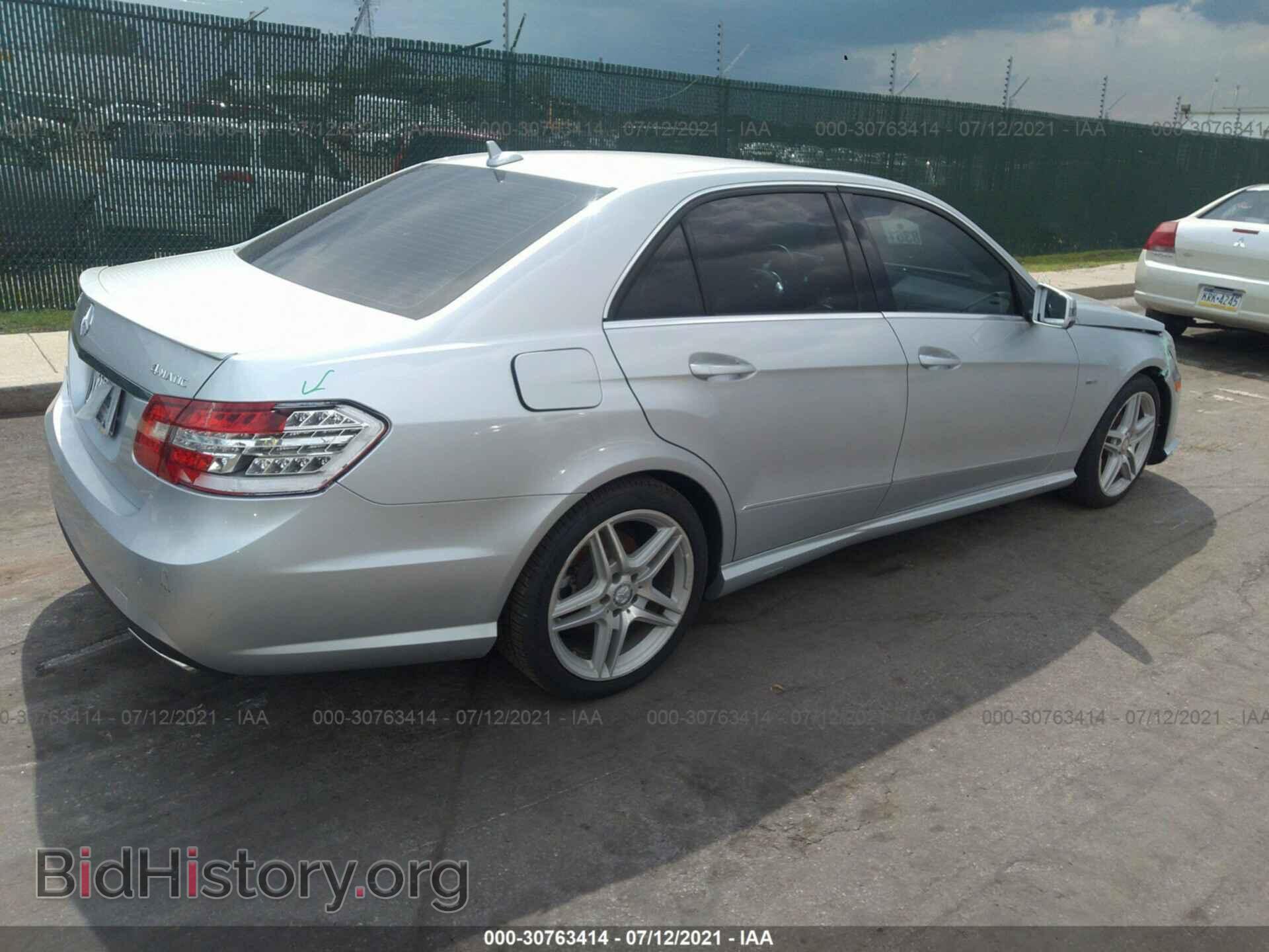 2012 MERCEDES-BENZ E-CLASS - VIN: WDDHF8JB1CA607657 - Photo 4