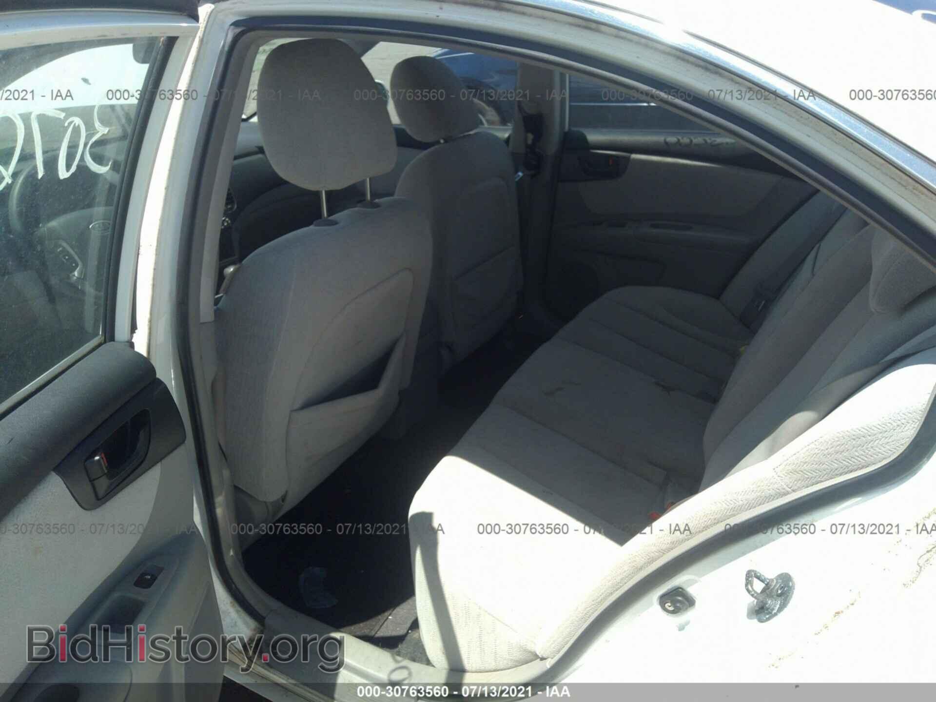2007 KIA OPTIMA - VIN: KNAGE123675118626 - Фото 8