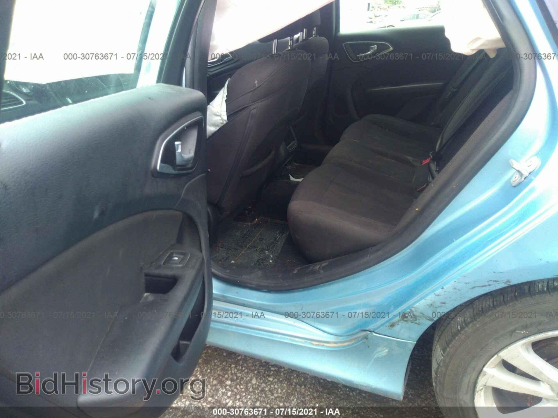 2015 CHRYSLER 200 - VIN: 1C3CCCAB0FN723367 - Фото 8