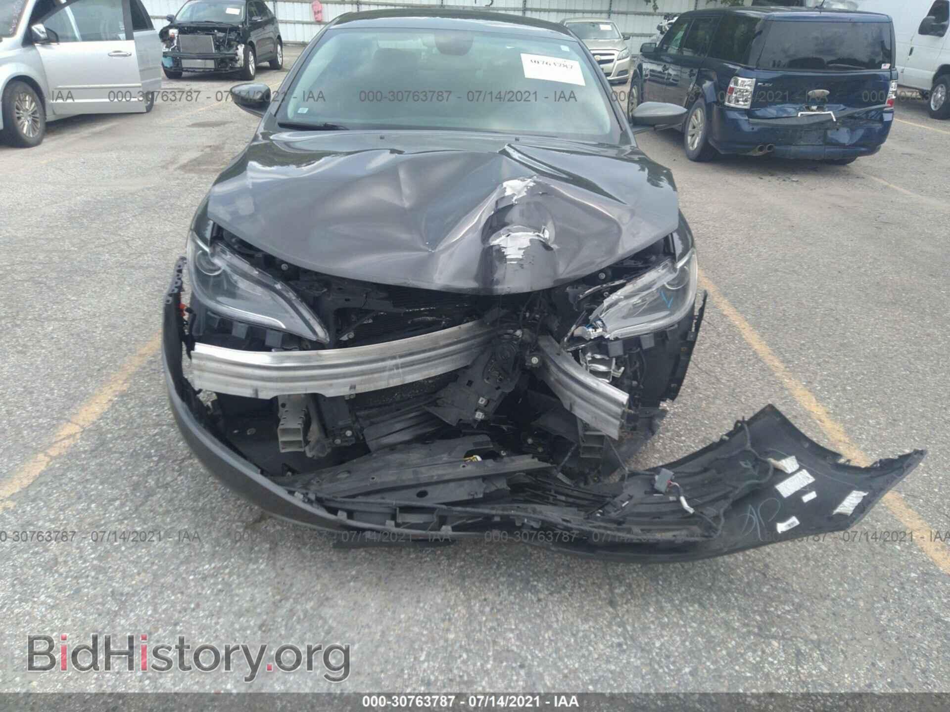 2015 CHRYSLER 200 - VIN: 1C3CCCAB9FN569838 - Фото 6