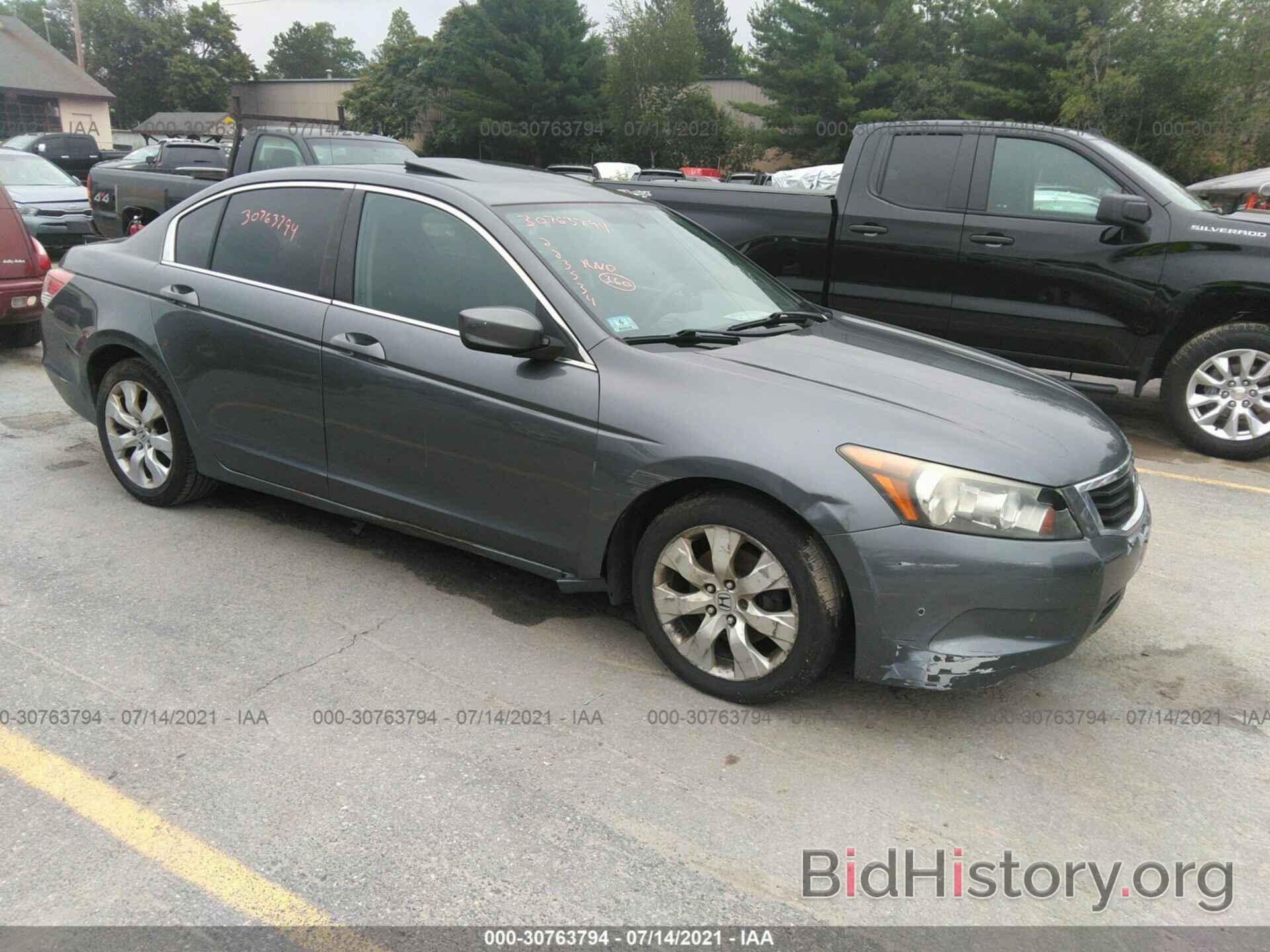 Photo 1HGCP26738A063920 - HONDA ACCORD SDN 2008