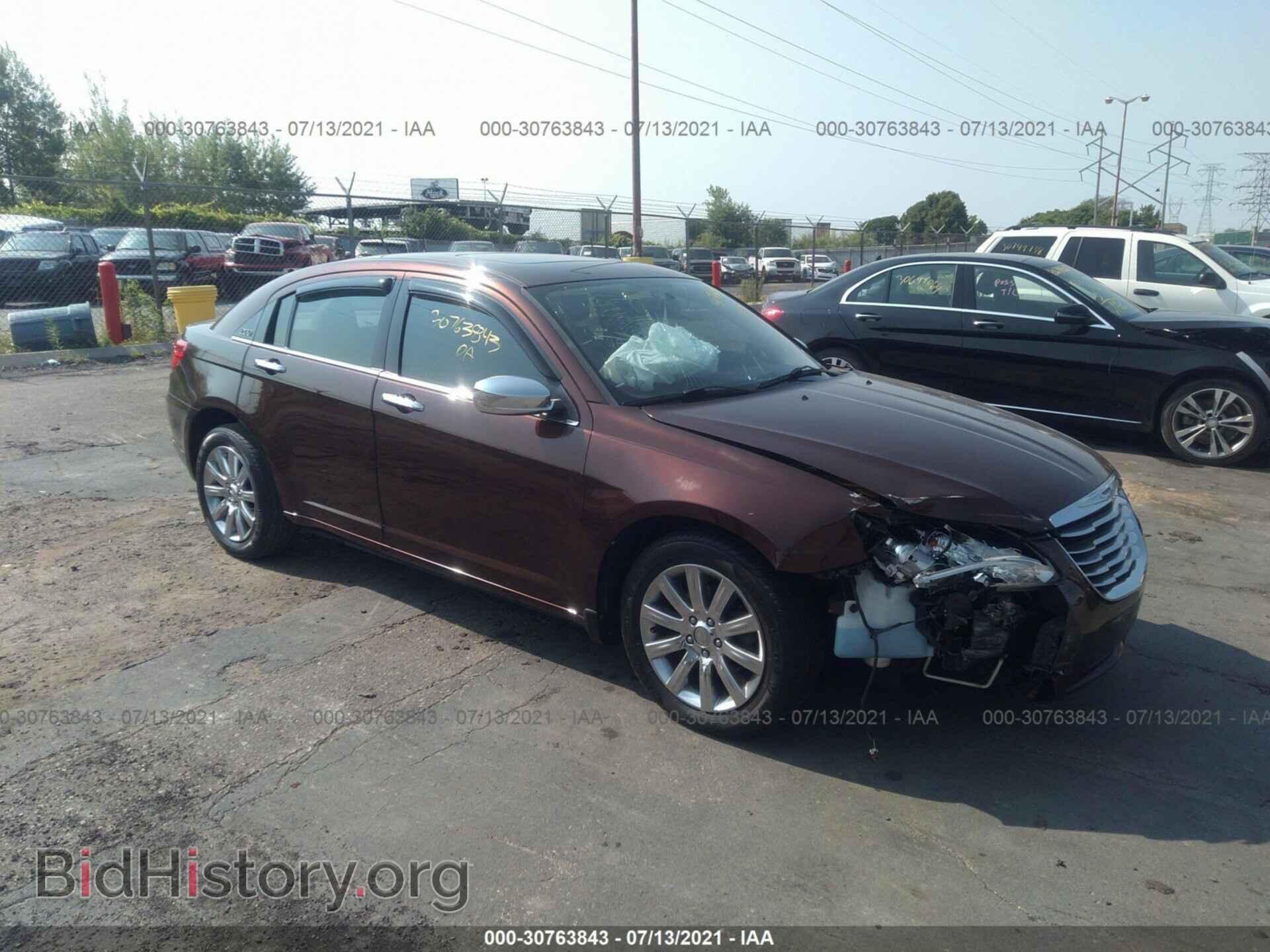 Photo 1C3CCBCG1DN593597 - CHRYSLER 200 2013