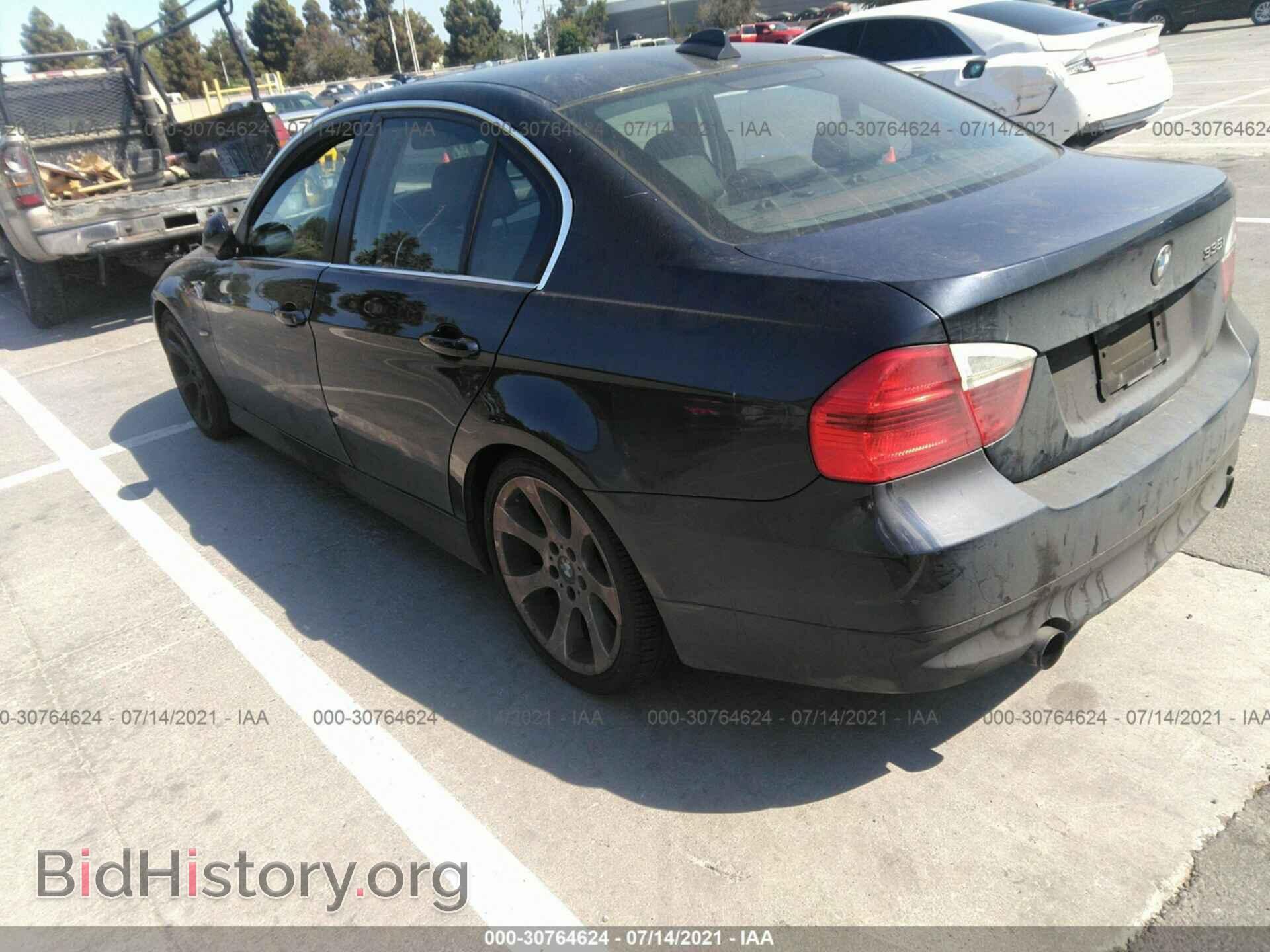 2008 BMW 3 SERIES - VIN: WBAVB73528VH25713 - Photo 3