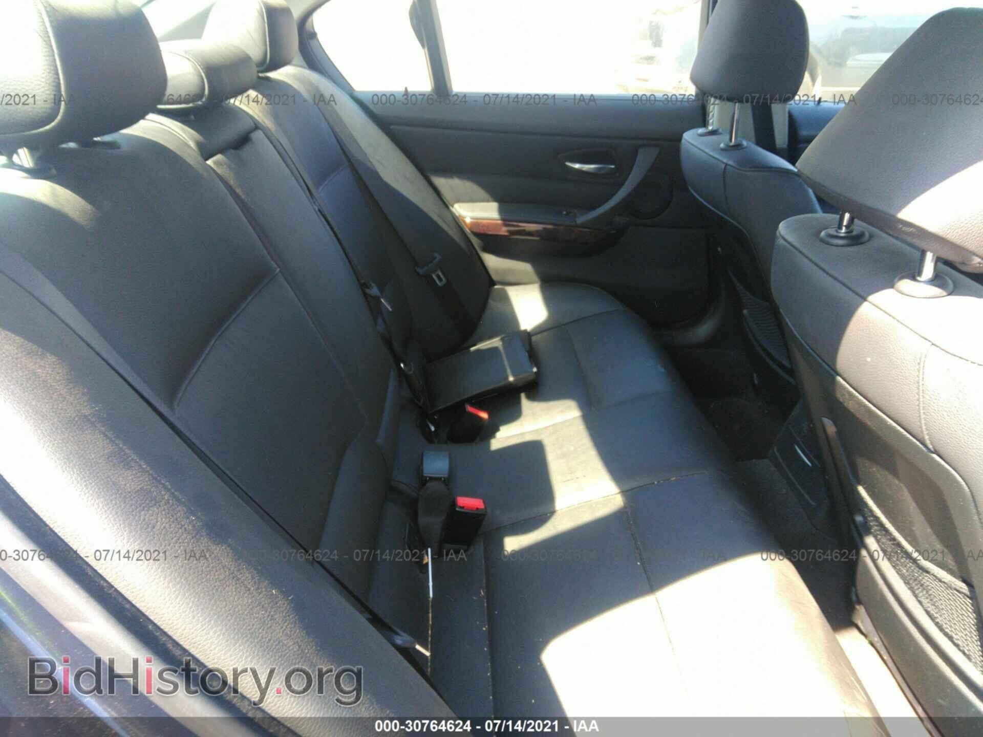 2008 BMW 3 SERIES - VIN: WBAVB73528VH25713 - Photo 8