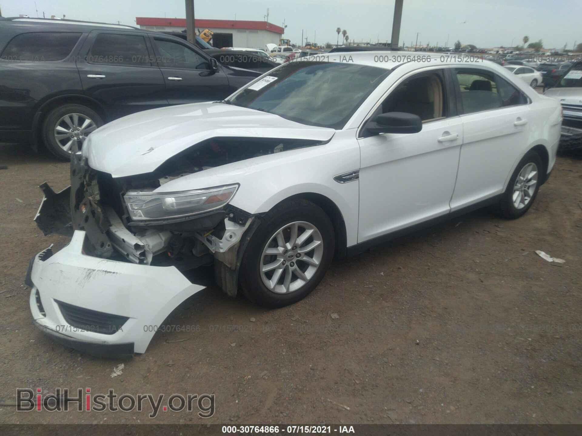 2014 FORD TAURUS - VIN: 1FAHP2D82EG150643 - Photo 2