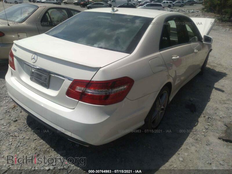 2012 Mercedes-Benz E-CLASS (VIN WDDHF5KB3CA631357) — photo 4 of 11