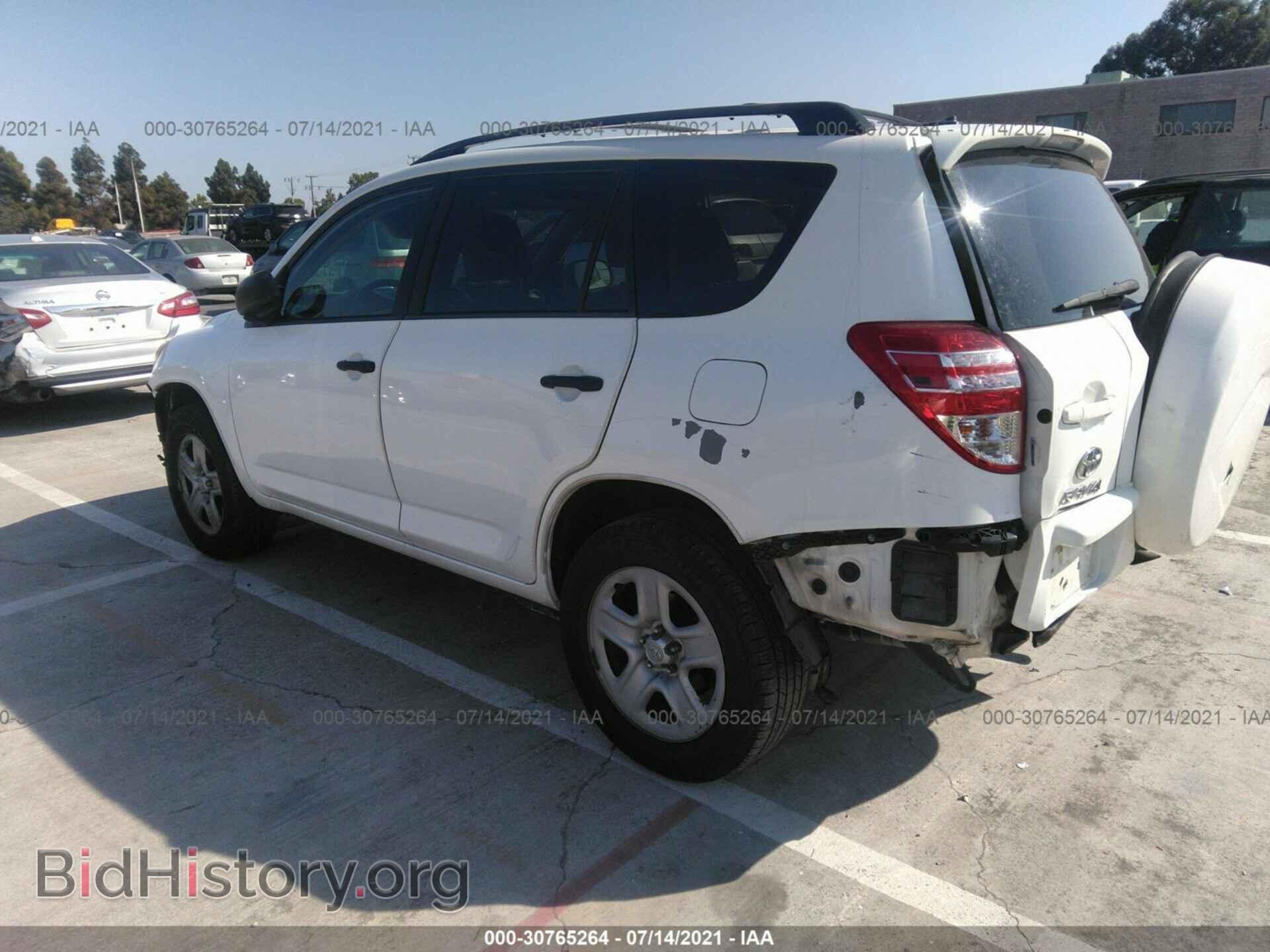 2012 TOYOTA RAV4 - VIN: 2T3ZF4DV2CW110485 - Фото 3
