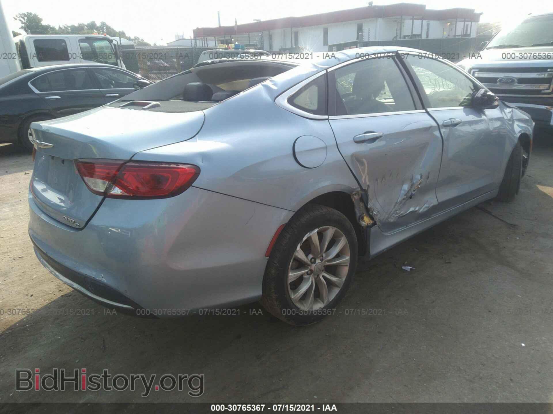 2015 CHRYSLER 200 - VIN: 1C3CCCCB8FN739779 - Photo 4