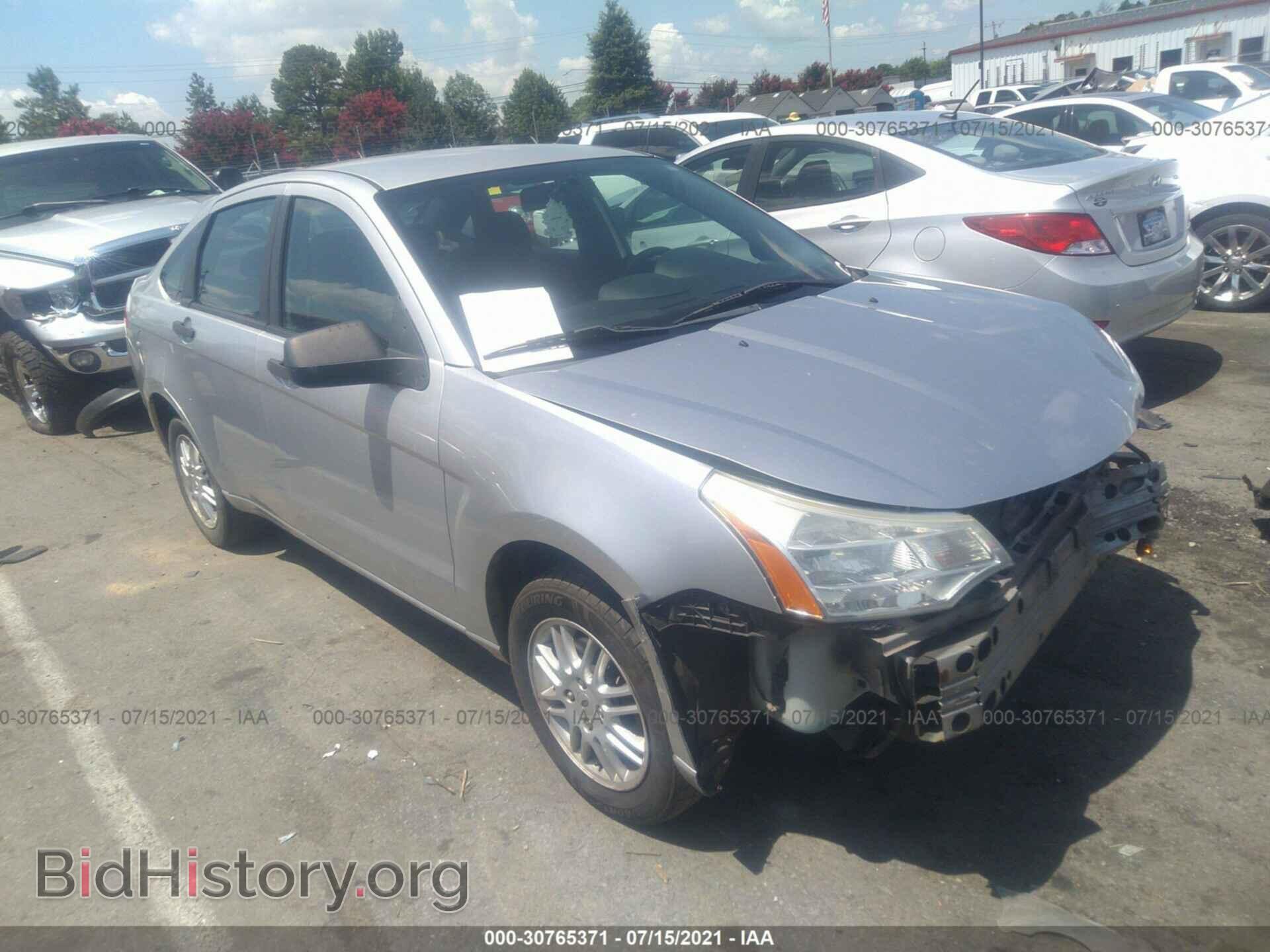 Photo 1FAHP3FN8BW157686 - FORD FOCUS 2011