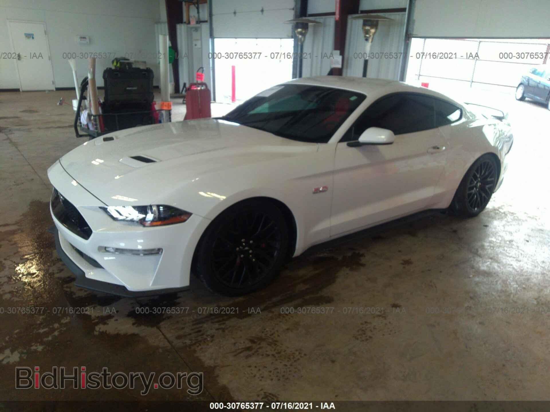 2018 FORD MUSTANG - VIN: 1FA6P8CF5J5170854 - Фото 2
