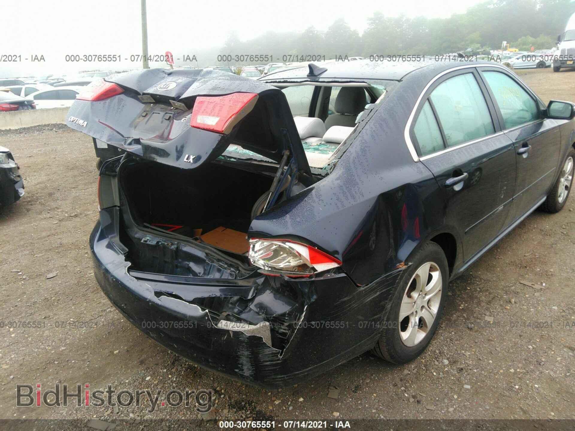 2009 KIA OPTIMA - VIN: KNAGE228295312655 - Фото 6